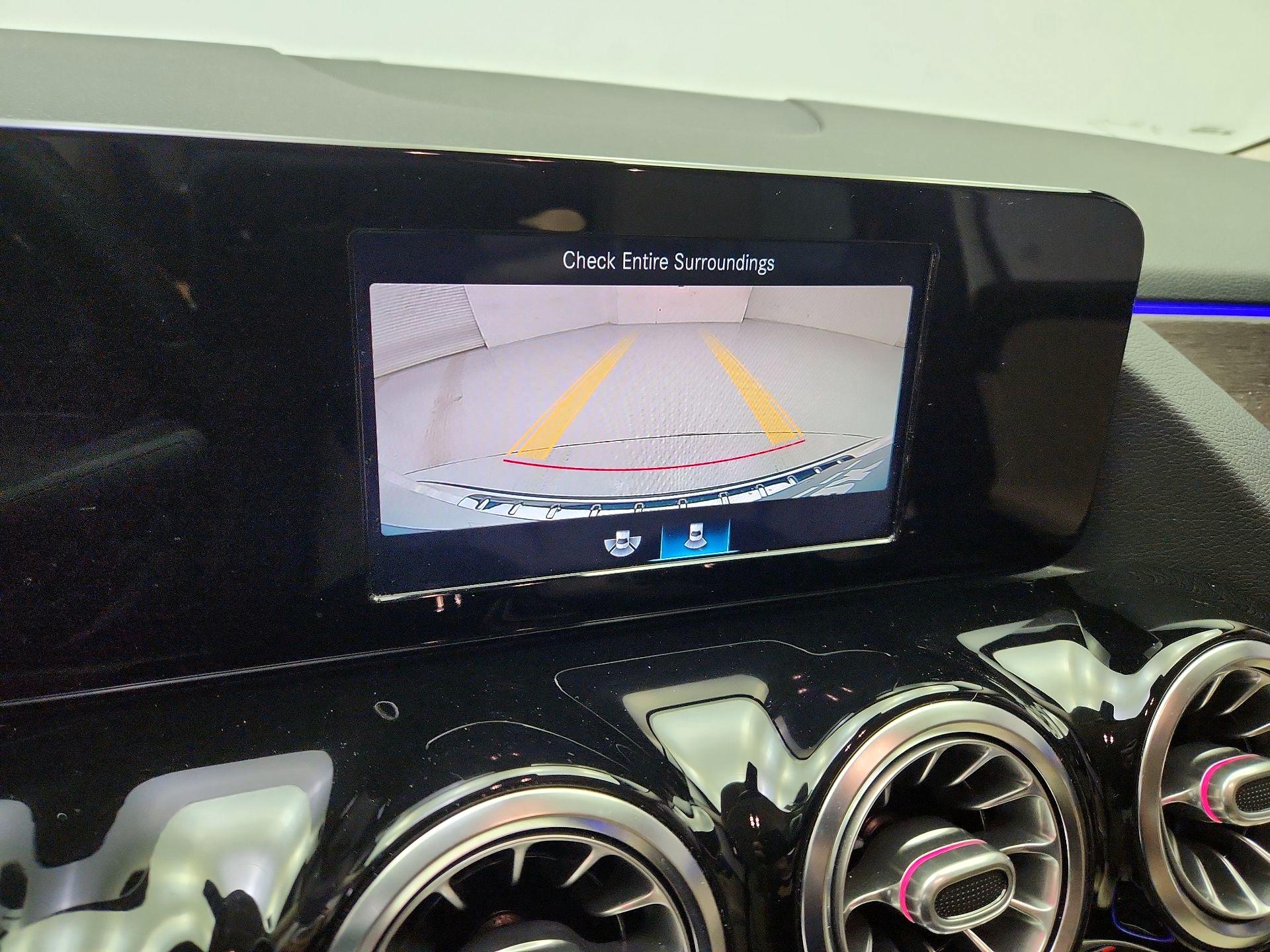 Thumbnail: 2021 Mercedes-Benz GLA - 14