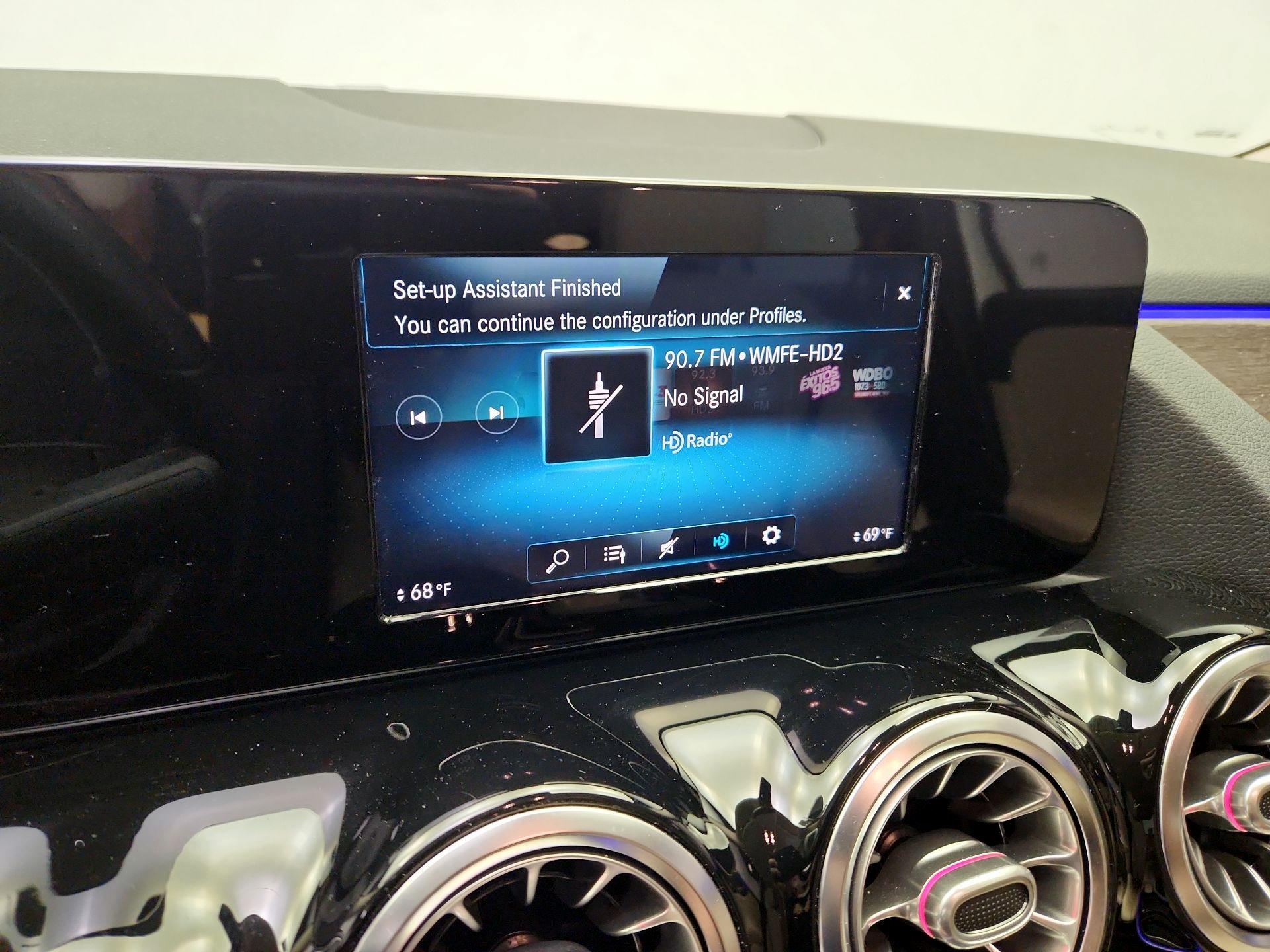 Thumbnail: 2021 Mercedes-Benz GLA - 15