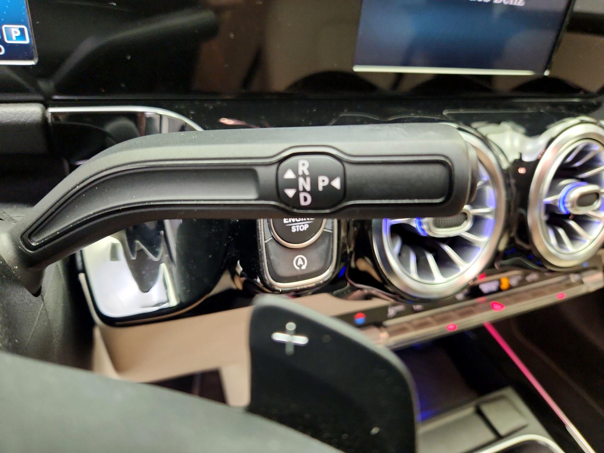 Thumbnail: 2021 Mercedes-Benz GLA - 17