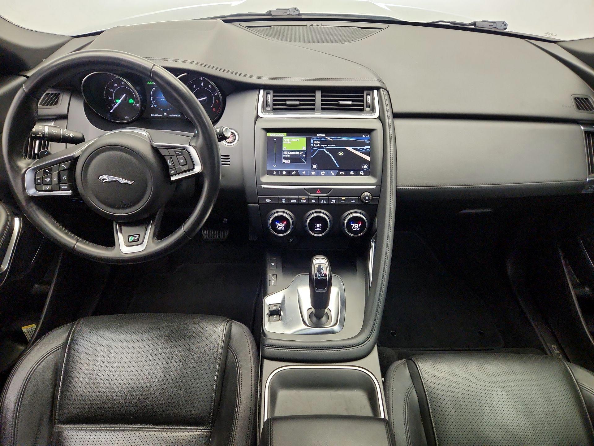 Thumbnail: 2019 Jaguar E-Pace - 9