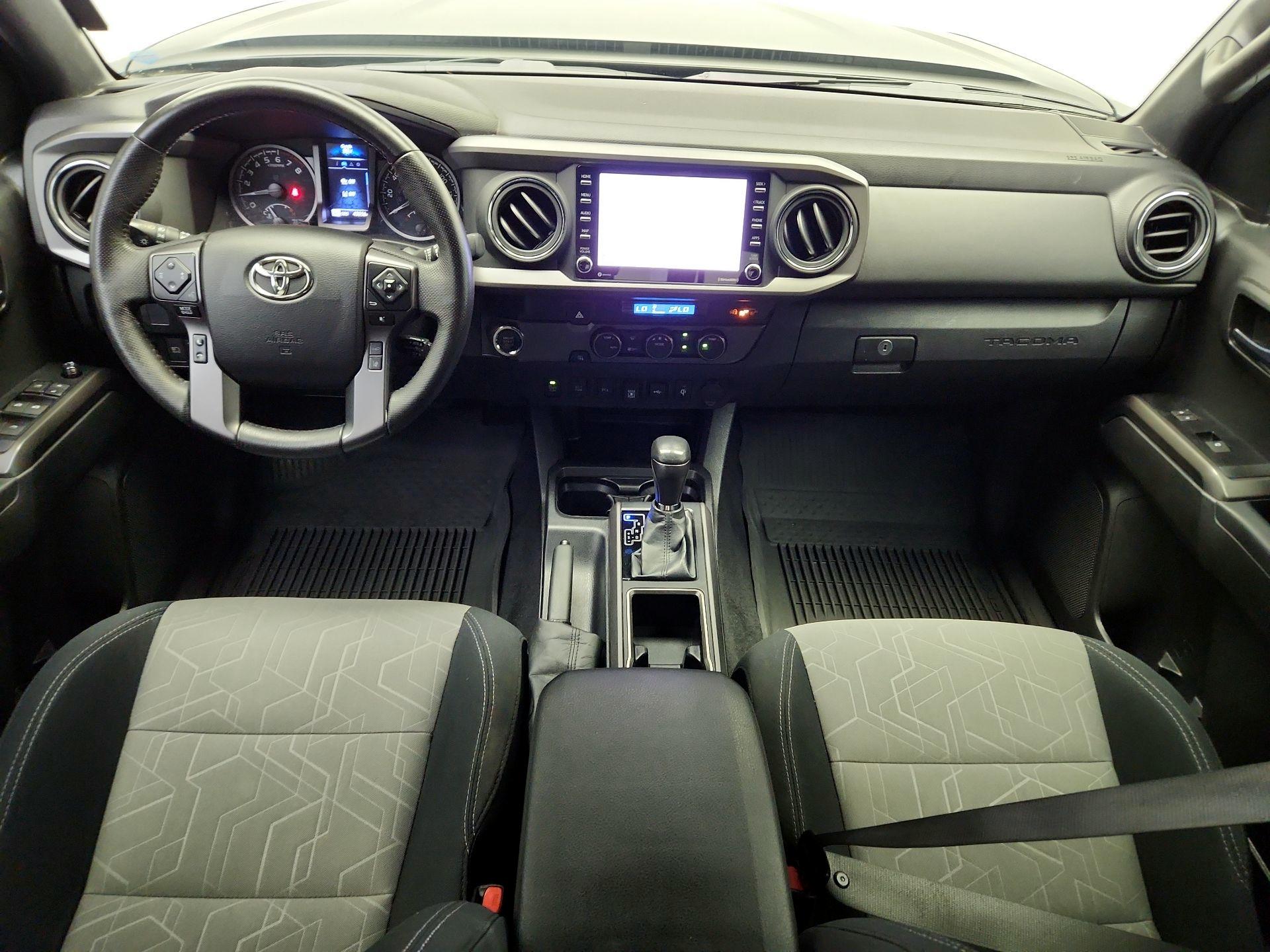 Thumbnail: 2022 Toyota Tacoma - 9