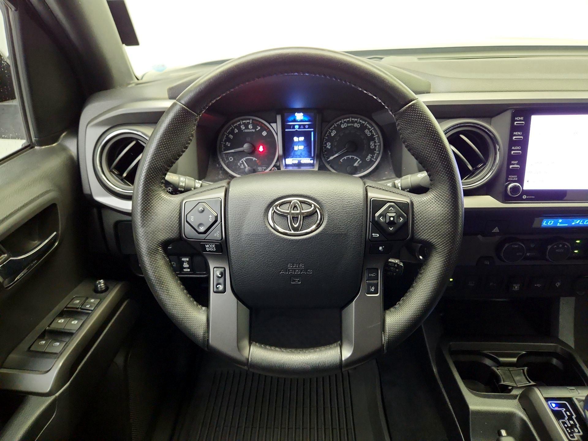 Thumbnail: 2022 Toyota Tacoma - 10