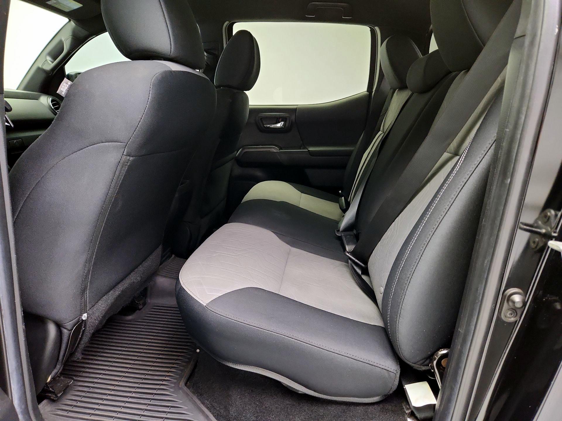 Thumbnail: 2022 Toyota Tacoma - 19