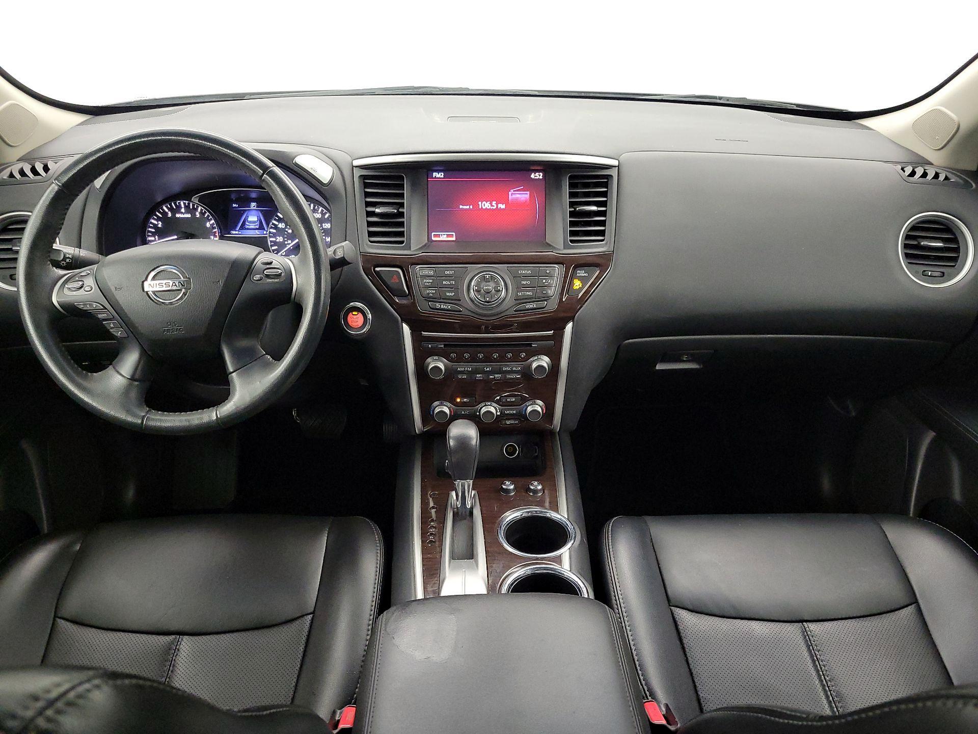 Thumbnail: 2016 Nissan Pathfinder - 9