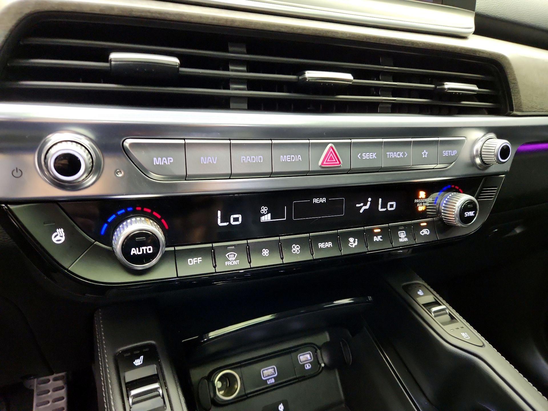 Thumbnail: 2021 Kia Telluride - 17