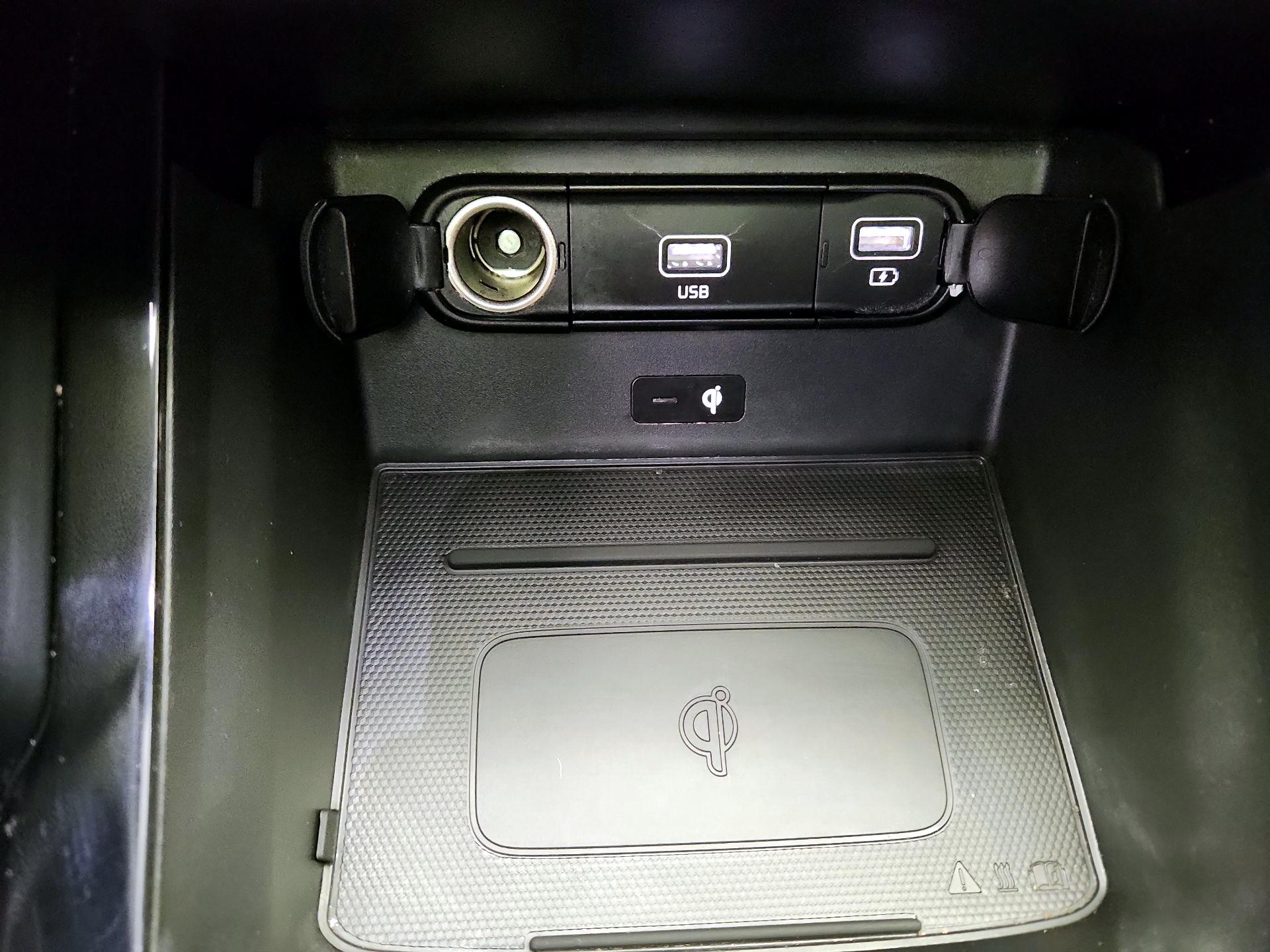 Thumbnail: 2021 Kia Telluride - 19