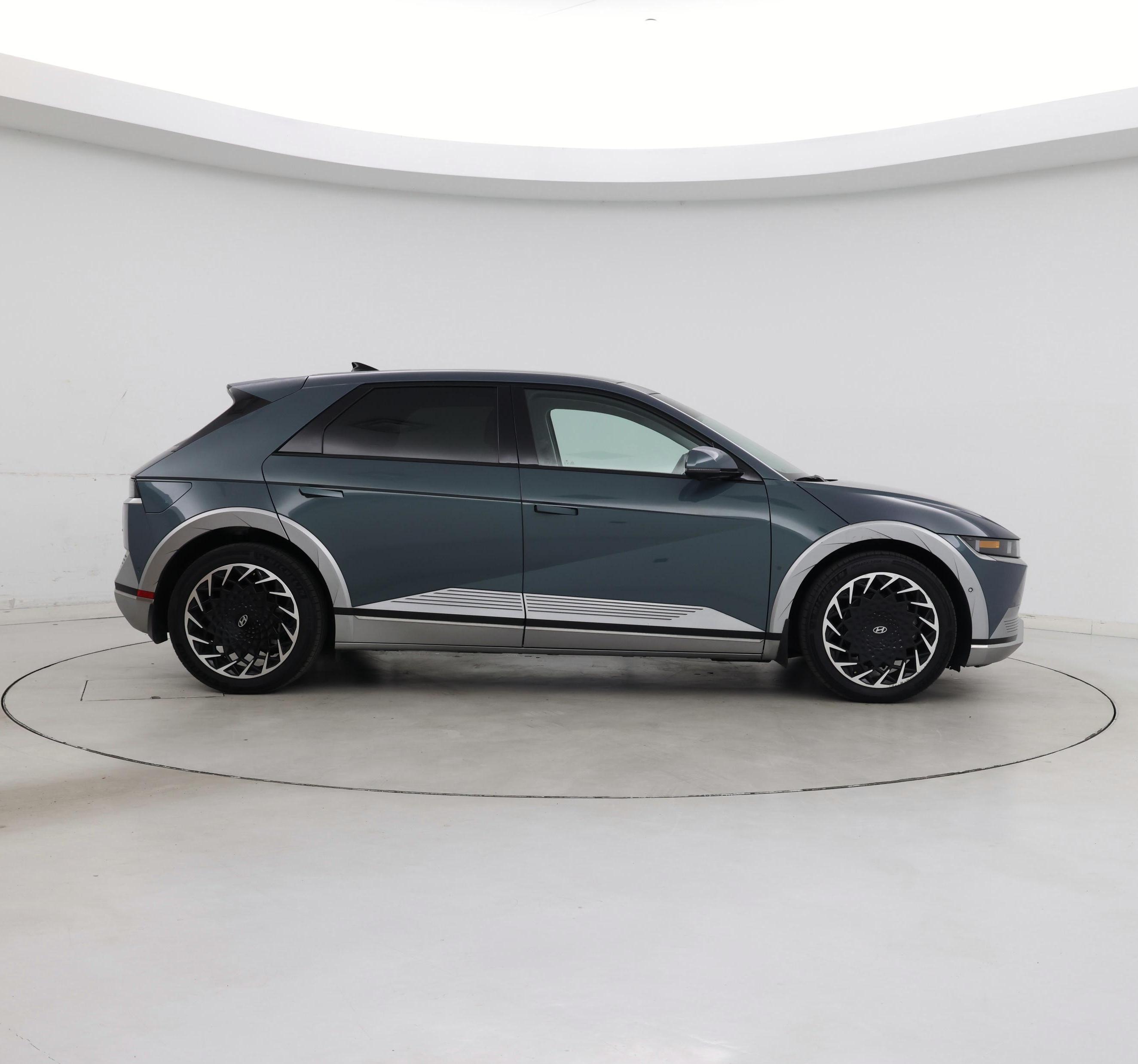 Thumbnail: 2023 Hyundai Ioniq 5 - 7