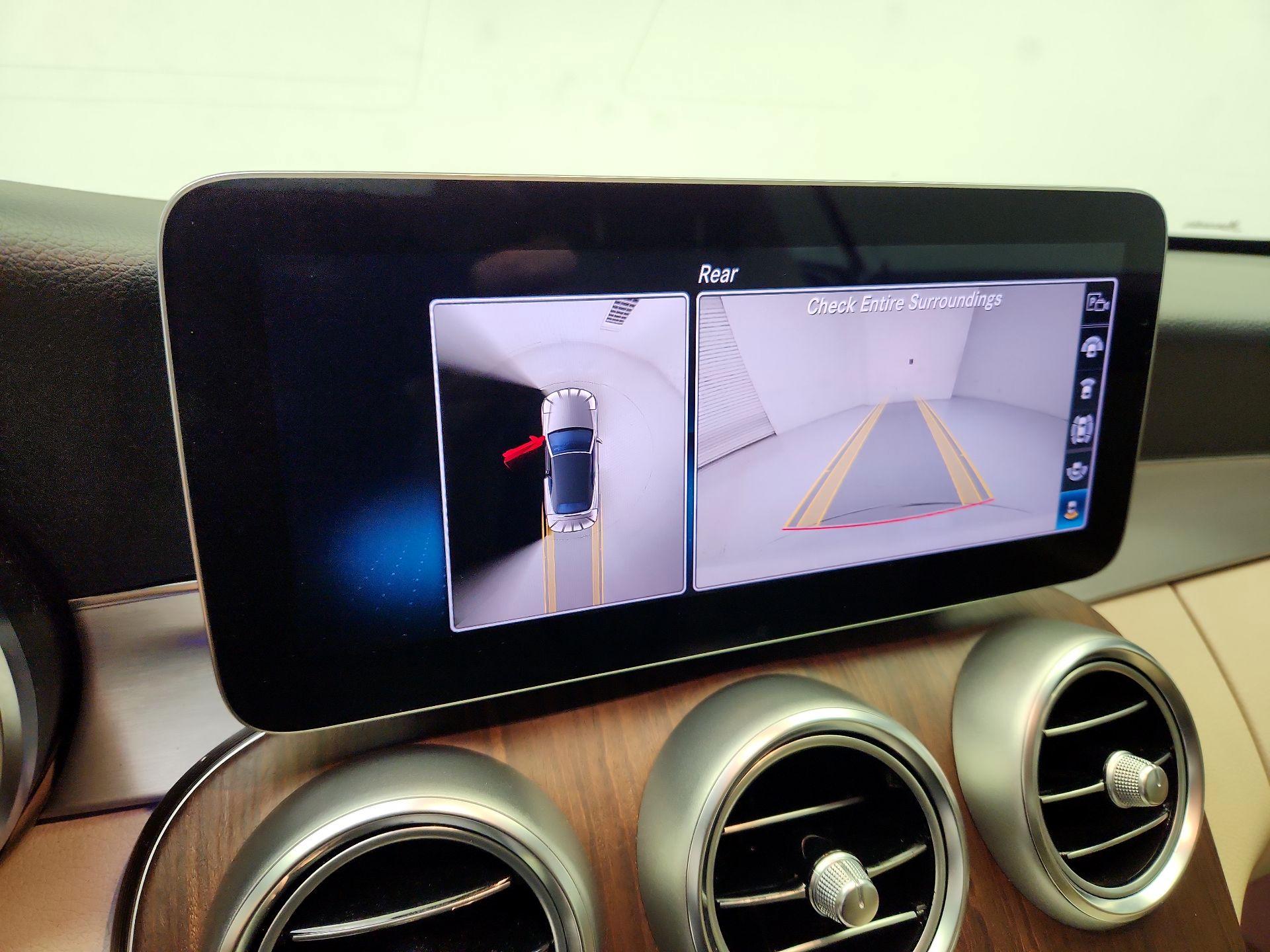 Thumbnail: 2021 Mercedes-Benz C-Class - 15