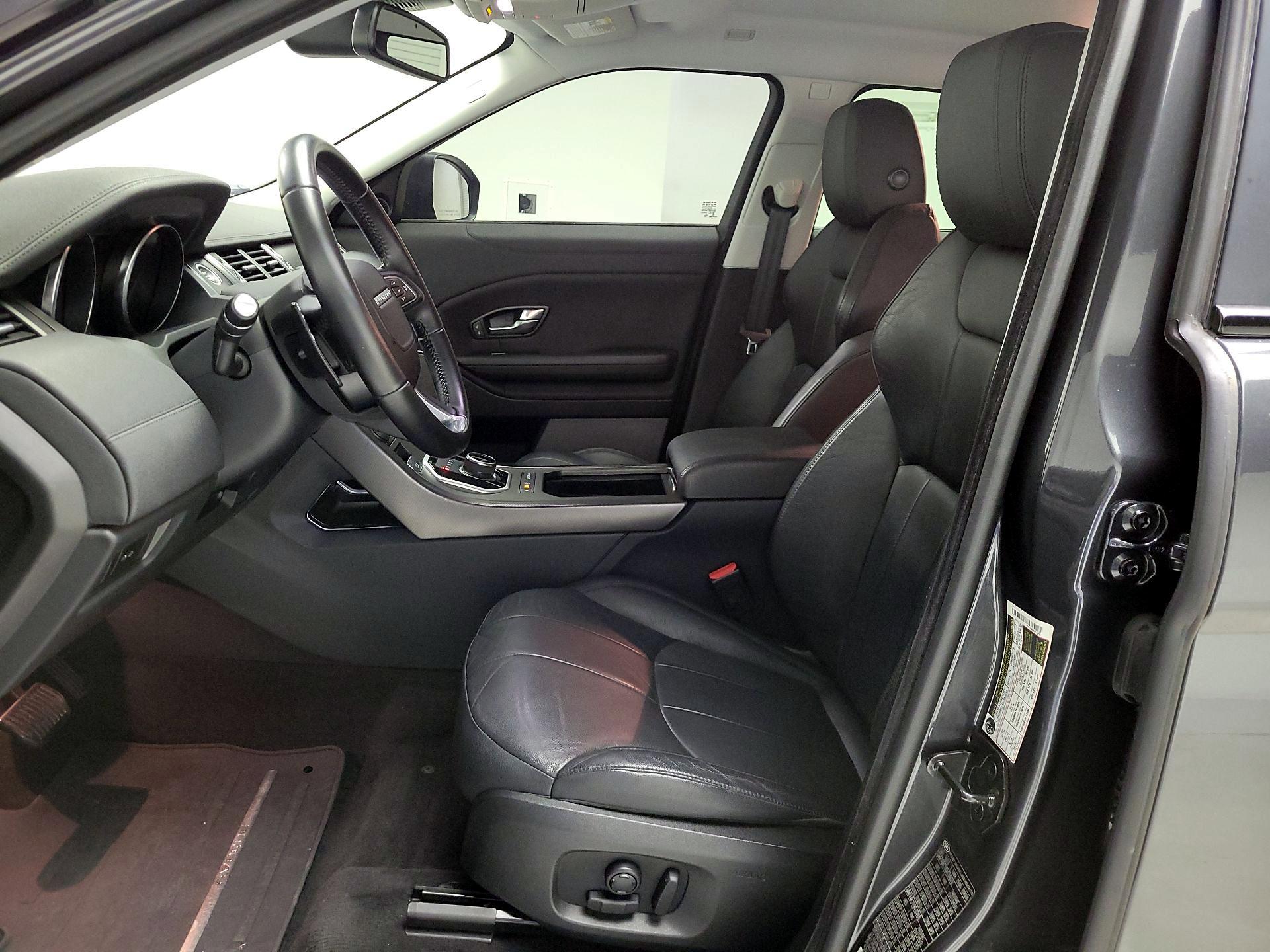 Thumbnail: 2018 Land Rover Range Rover Evoque - 9