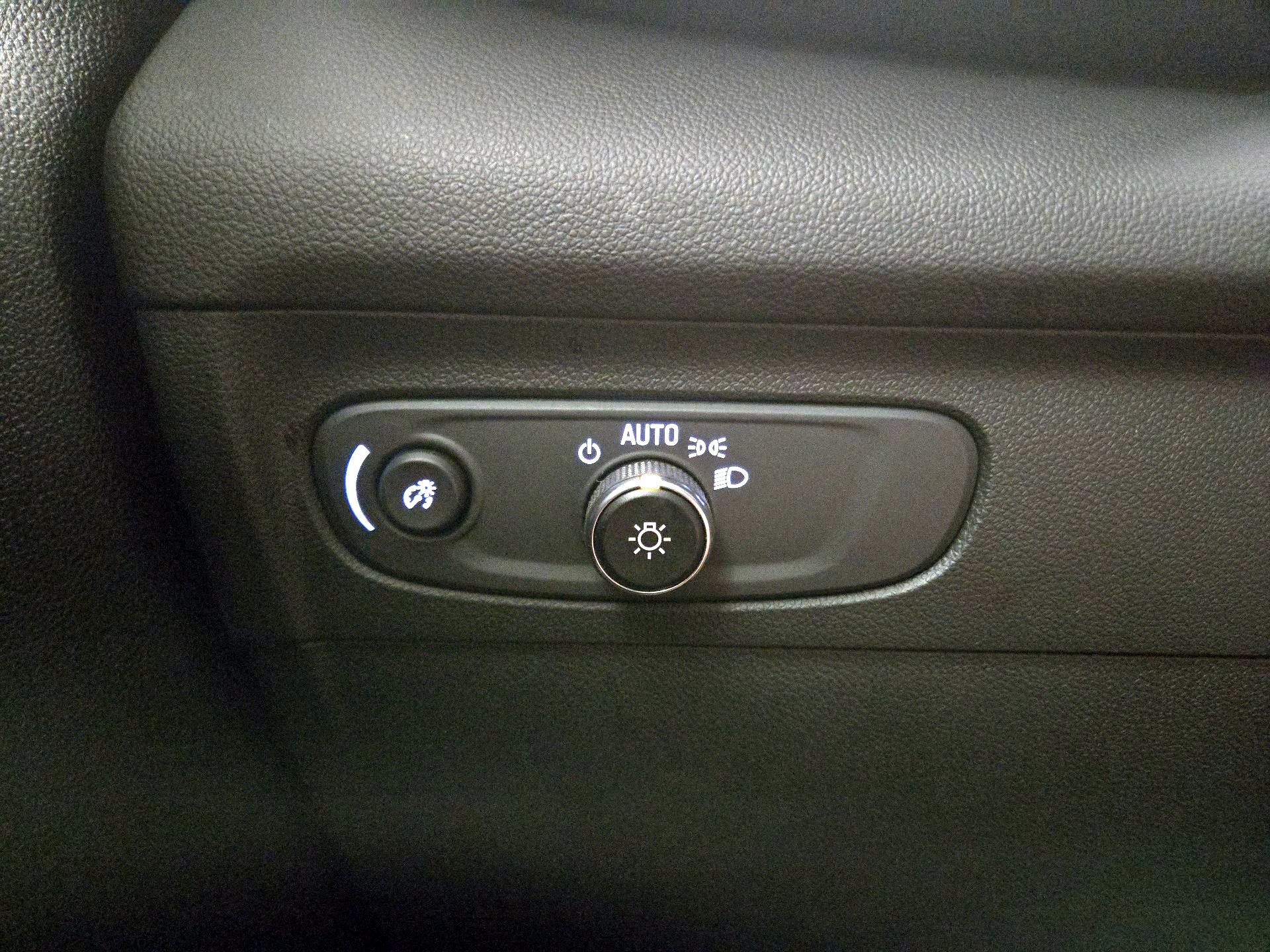 Thumbnail: 2023 Buick Envision - 13