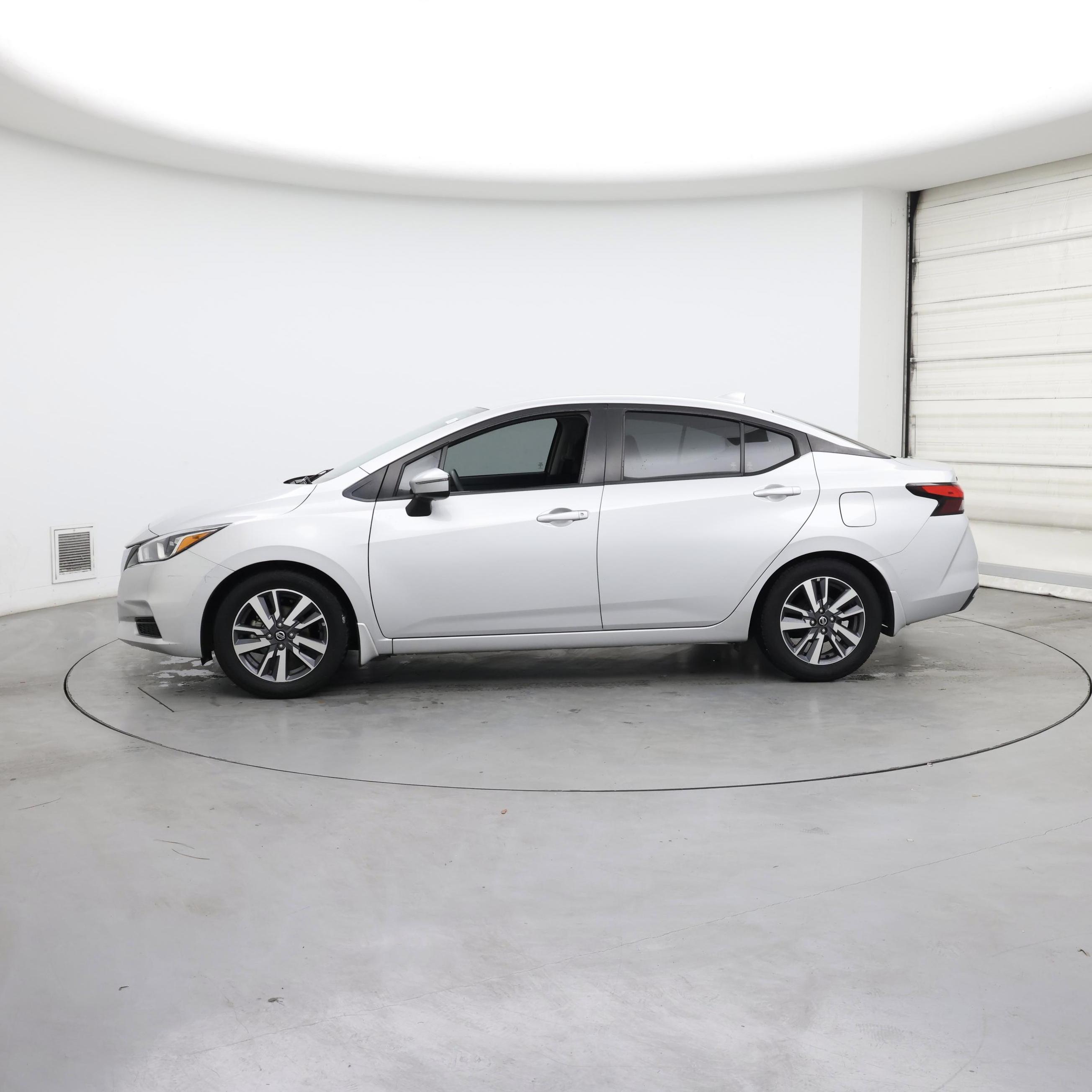 Thumbnail: 2020 Nissan Versa - 3