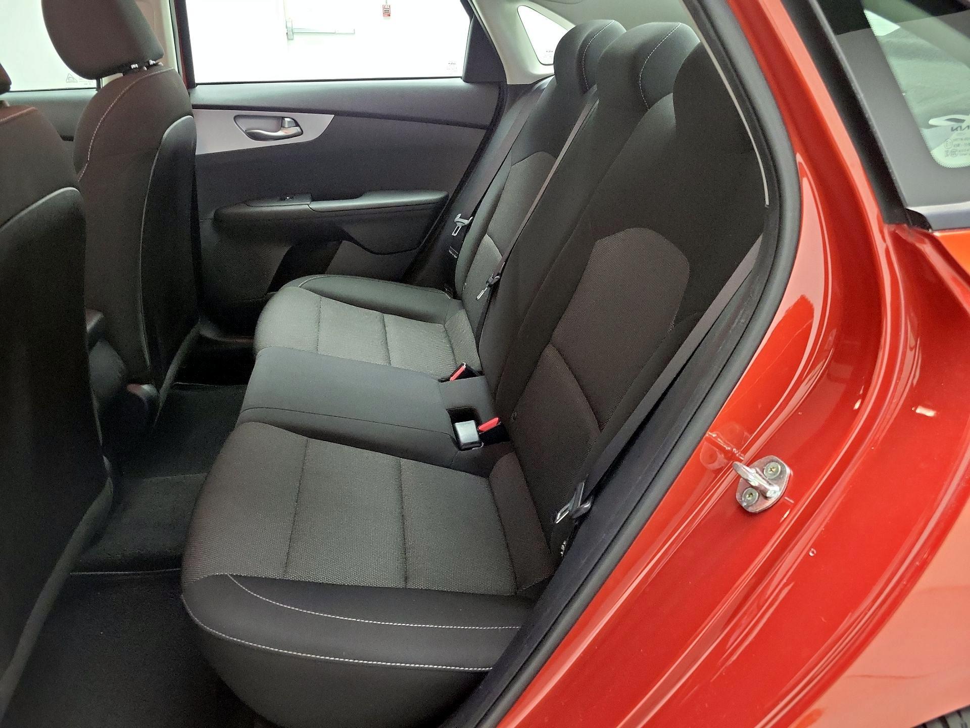 Thumbnail: 2022 Kia Forte - 19