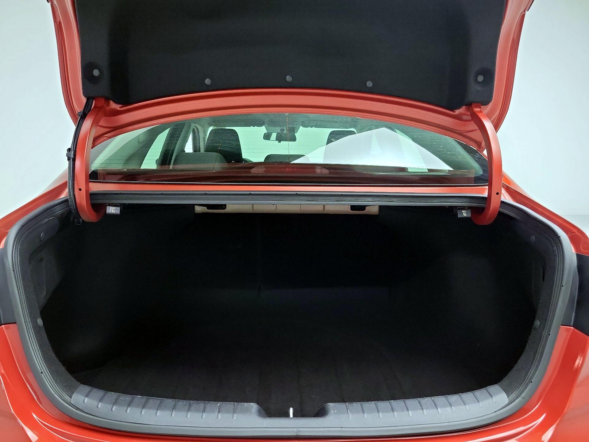 Thumbnail: 2022 Kia Forte - 20