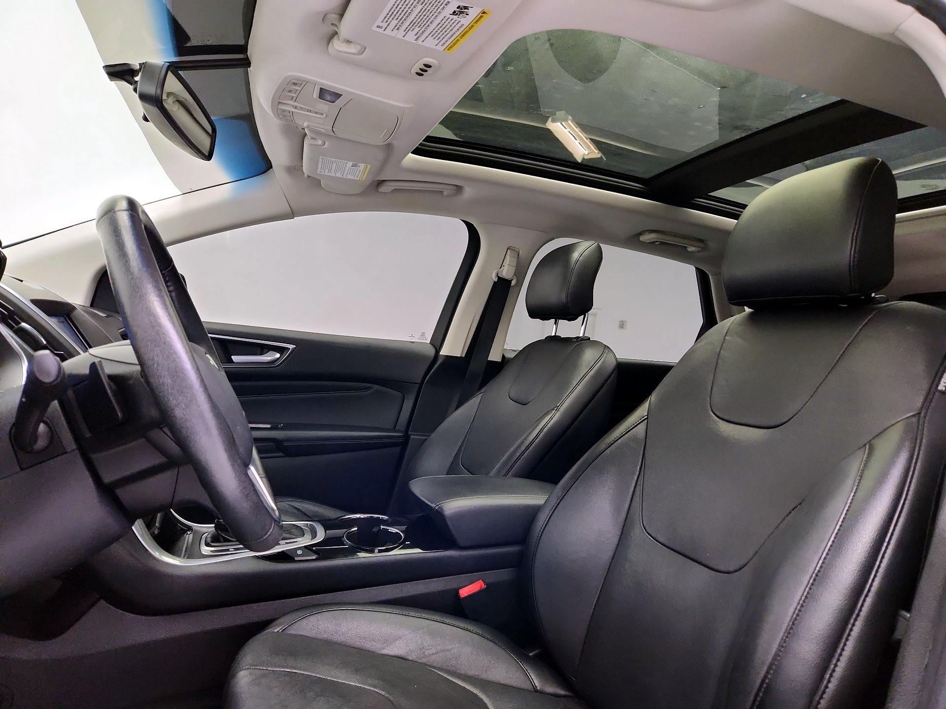 Thumbnail: 2015 Ford Edge - 20