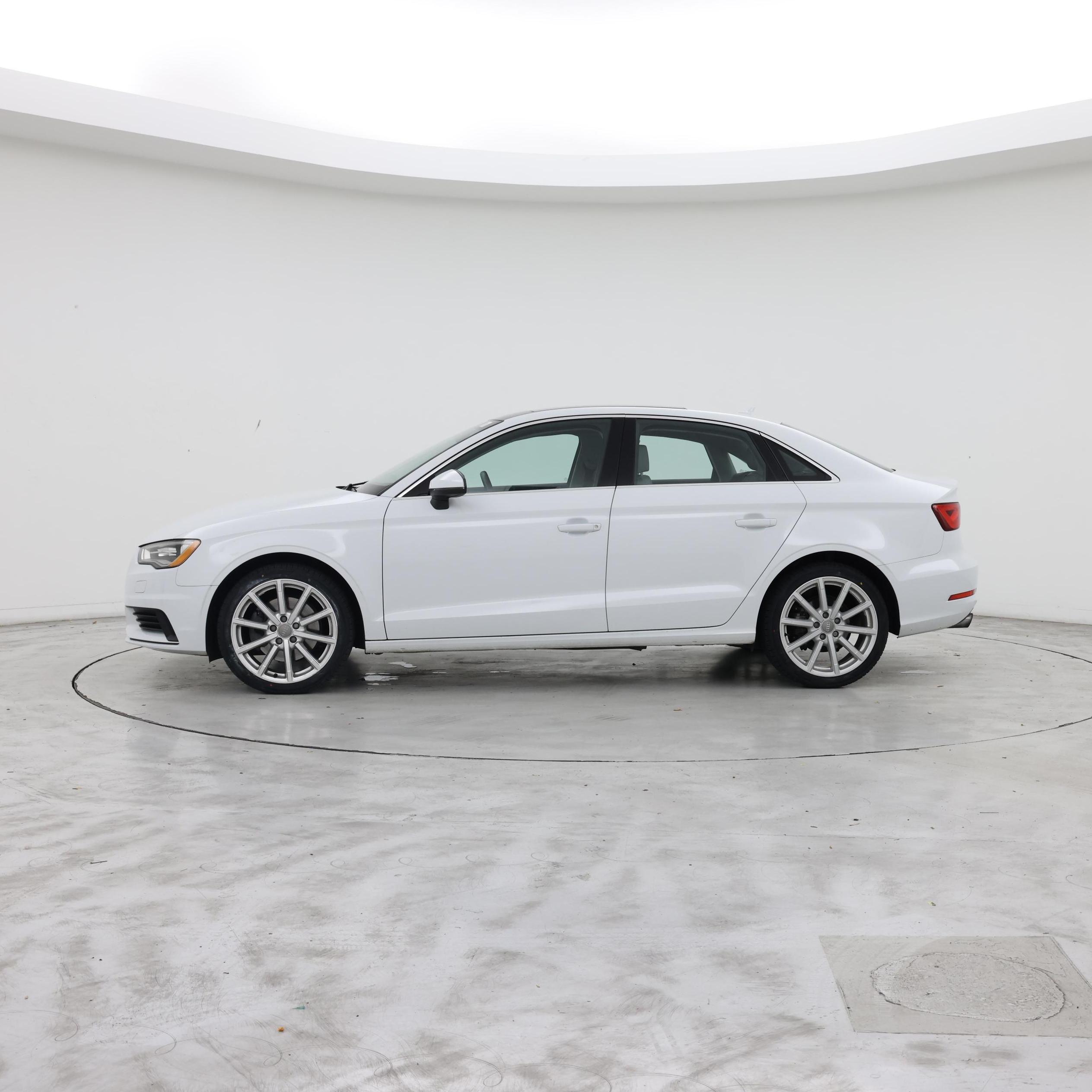 Thumbnail: 2015 Audi A3 - 3