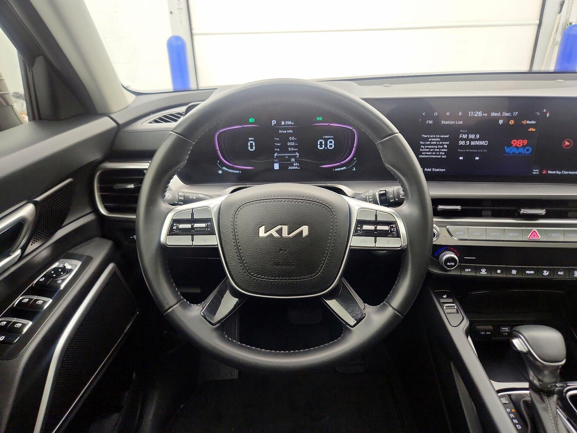 Thumbnail: 2023 Kia Telluride - 10