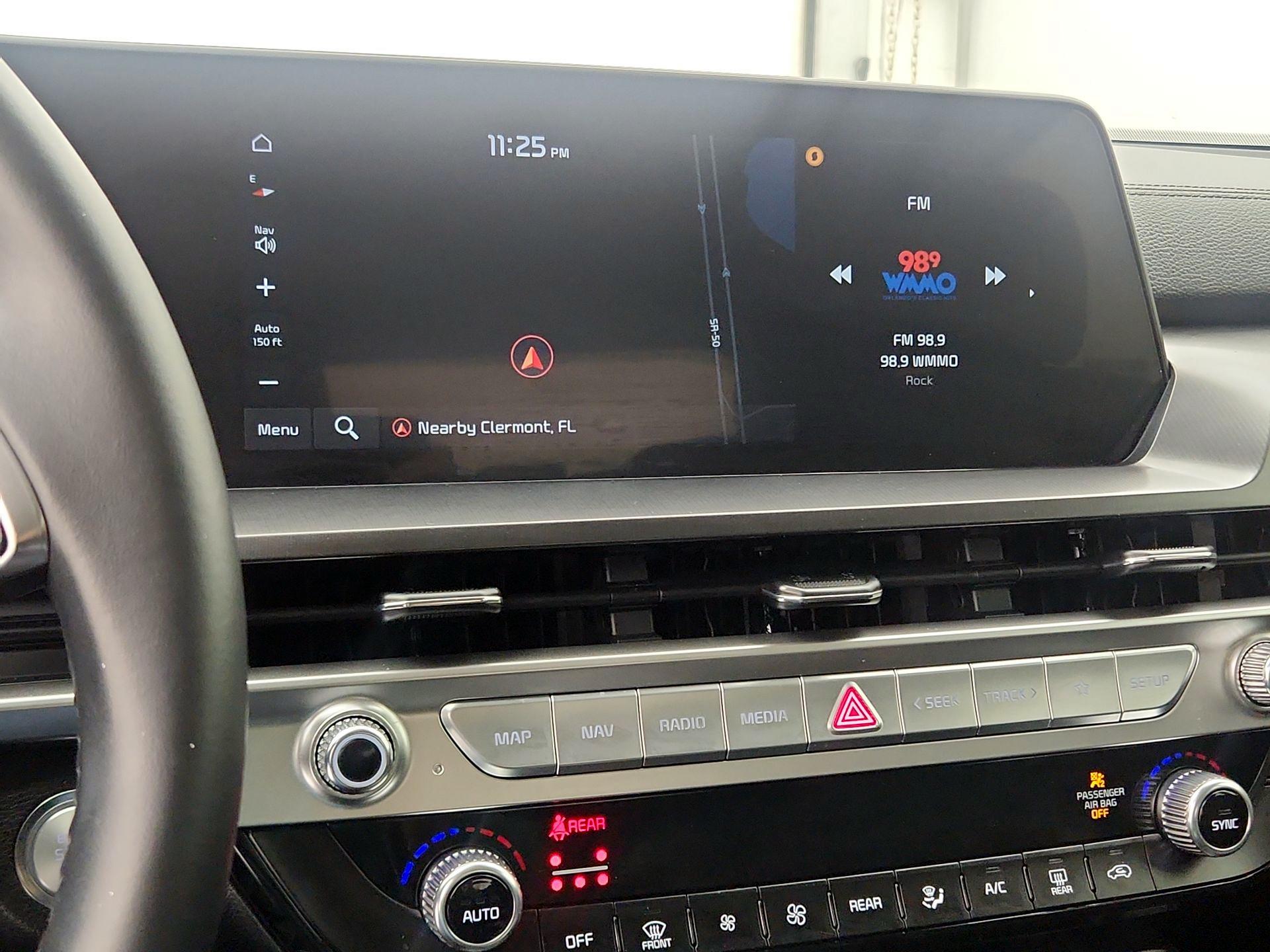 Thumbnail: 2023 Kia Telluride - 14