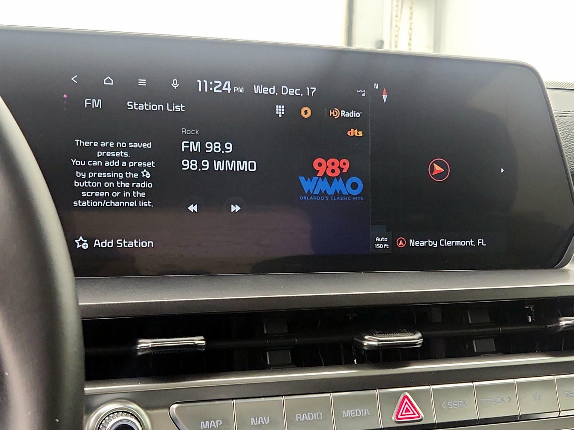 Thumbnail: 2023 Kia Telluride - 16