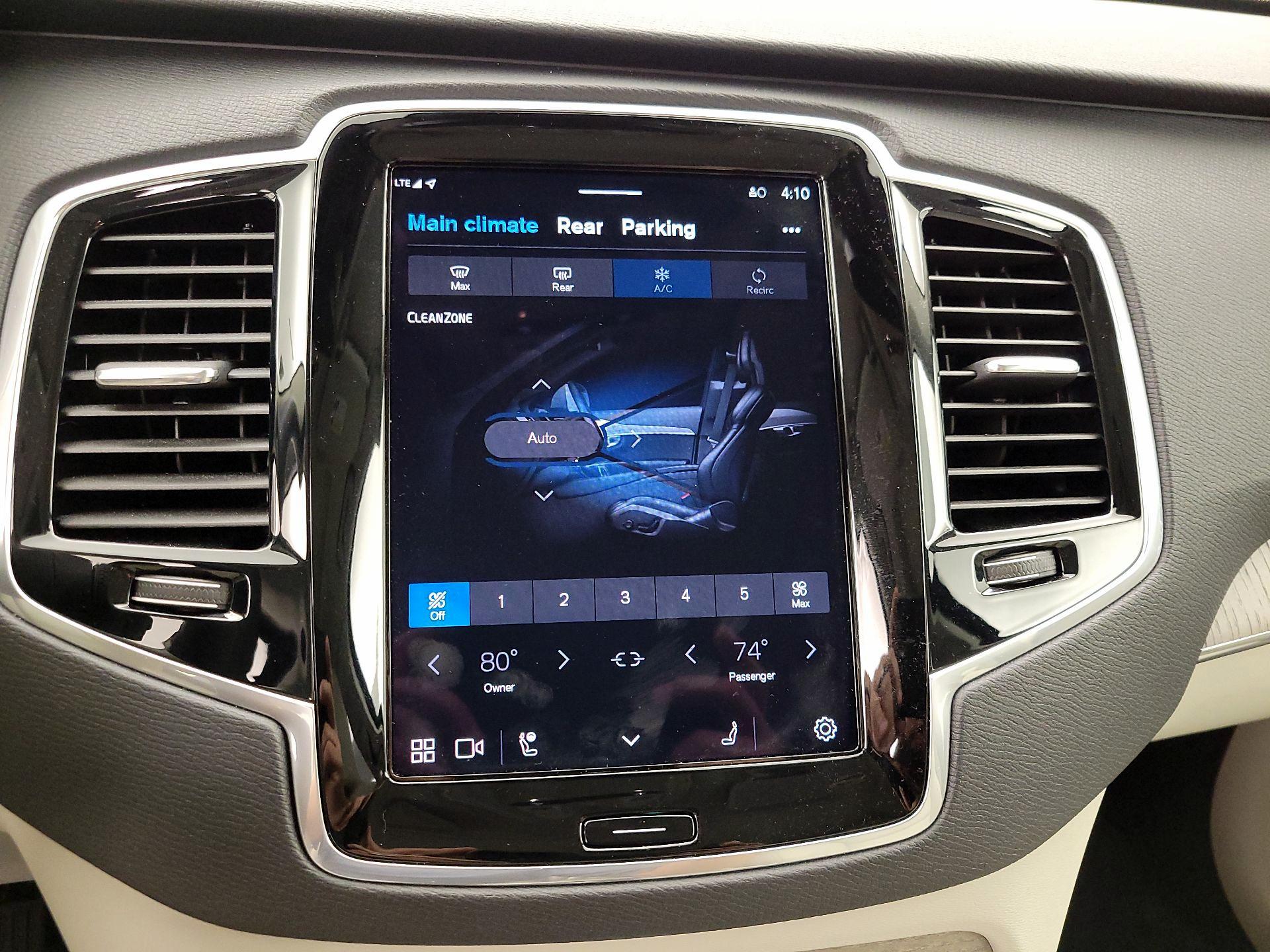 Thumbnail: 2025 Volvo XC90 - 17