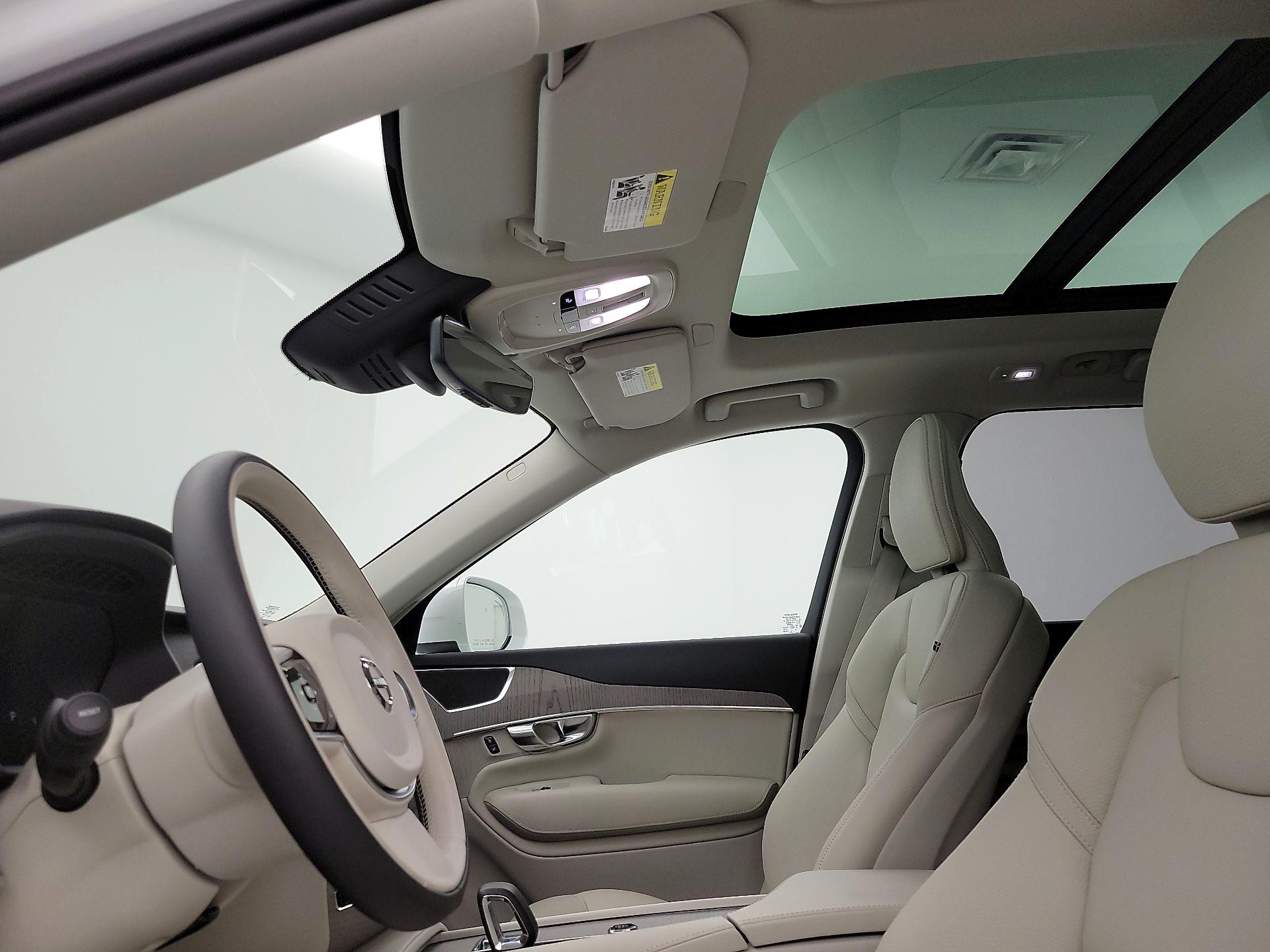 Thumbnail: 2025 Volvo XC90 - 20