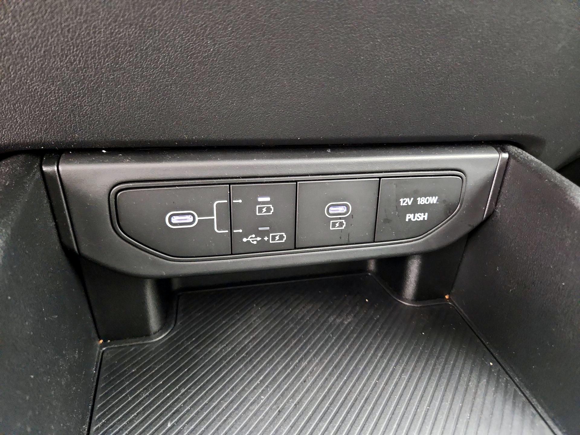 Thumbnail: 2025 Kia K4 - 18