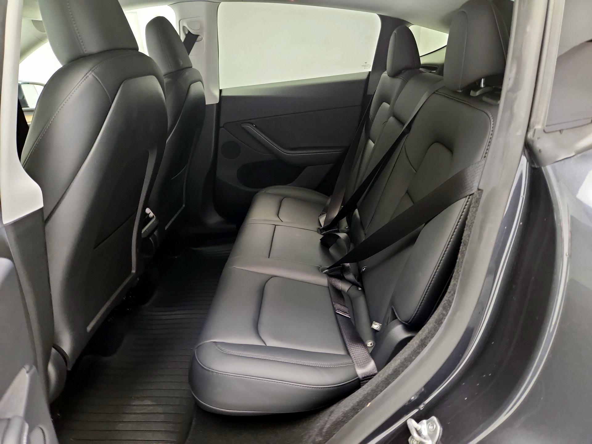 Thumbnail: 2025 Tesla Model Y - 19