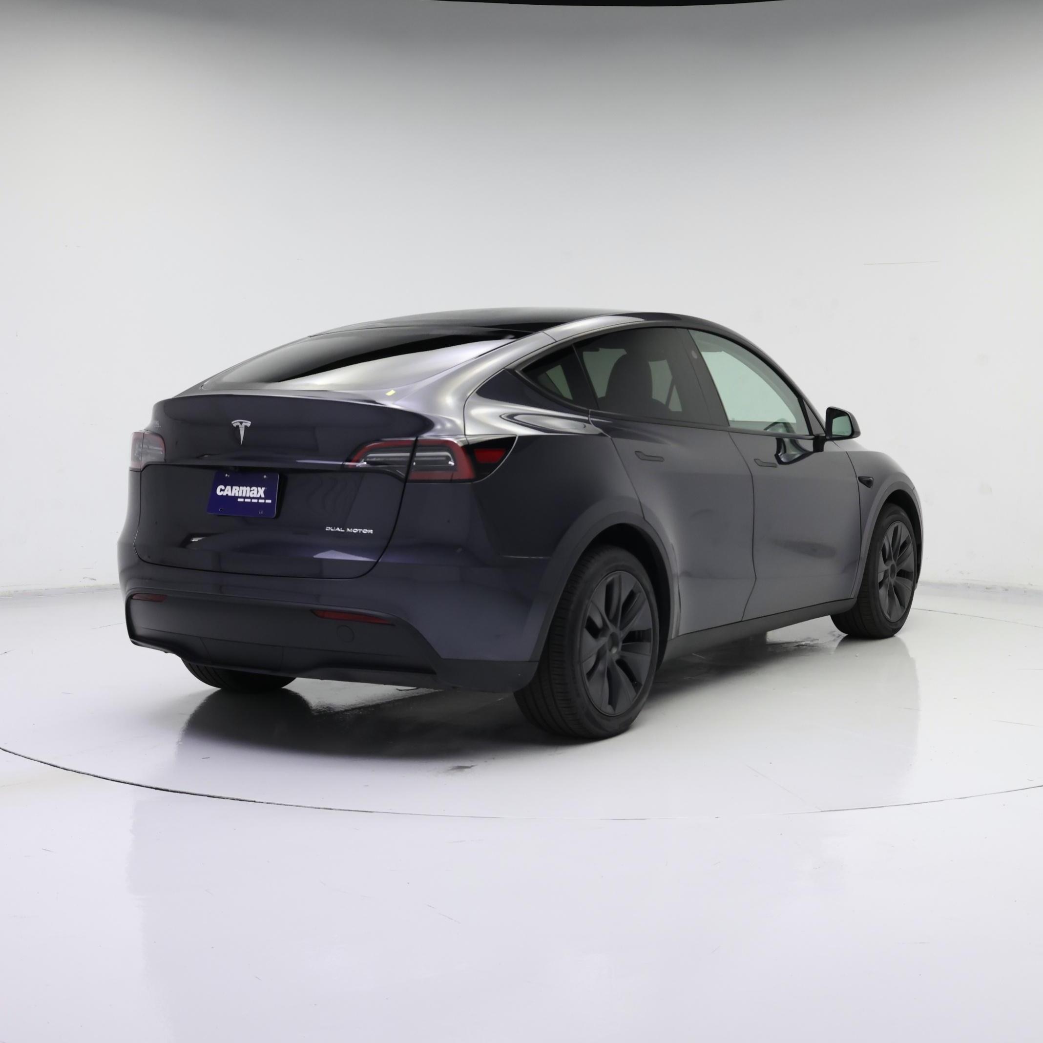 Thumbnail: 2025 Tesla Model Y - 8