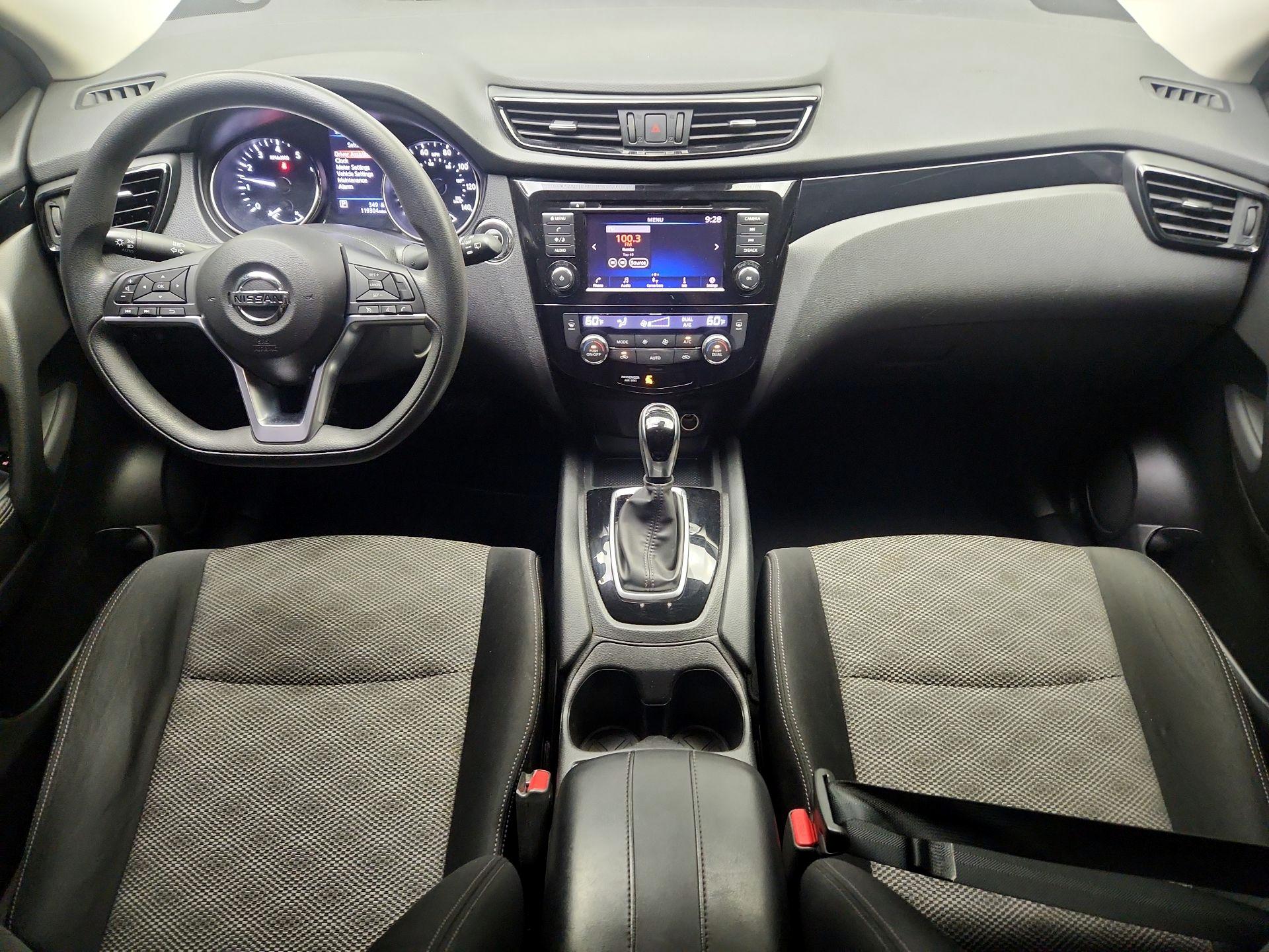 Thumbnail: 2019 Nissan Rogue Sport - 9