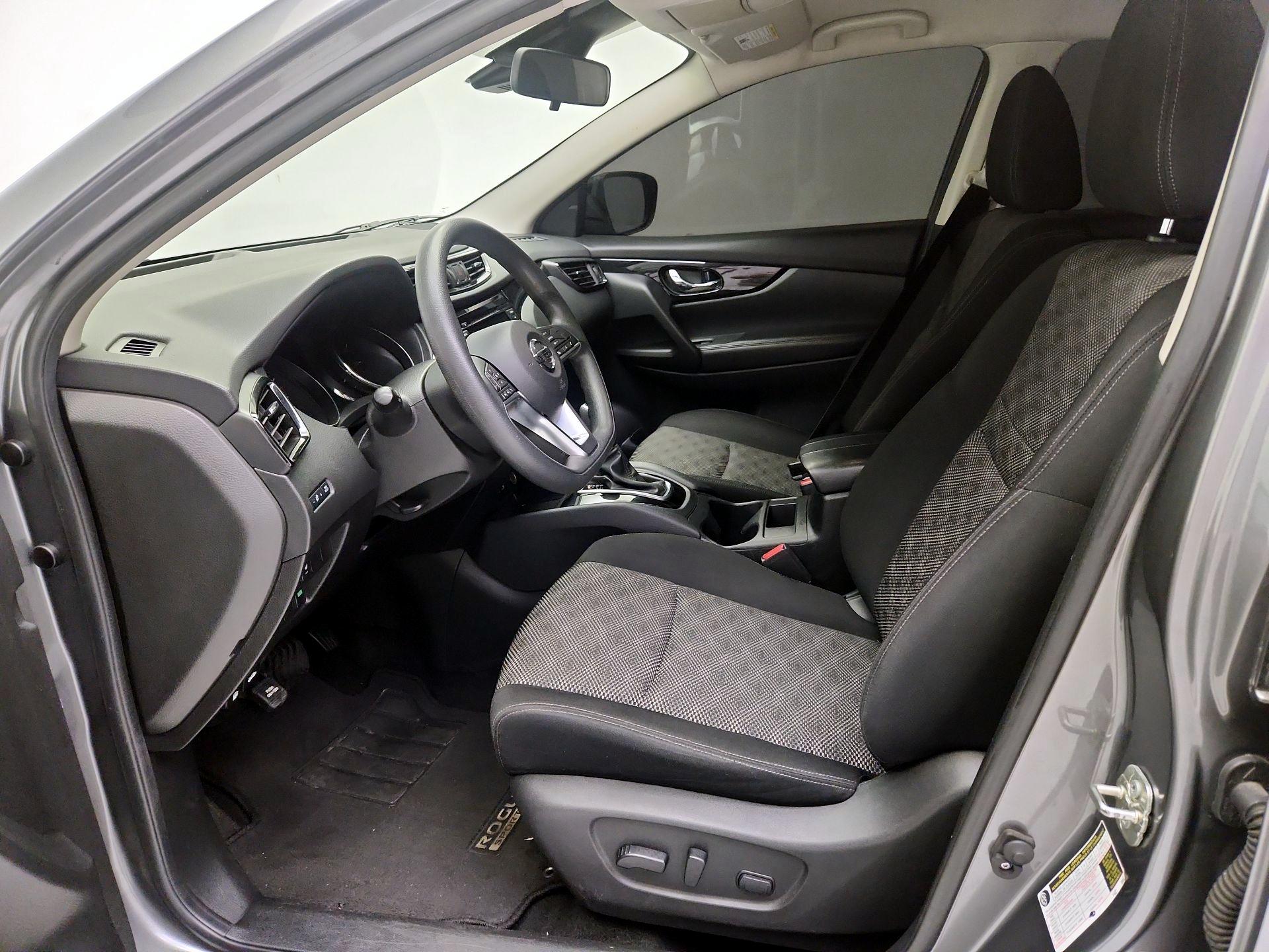 Thumbnail: 2019 Nissan Rogue Sport - 11