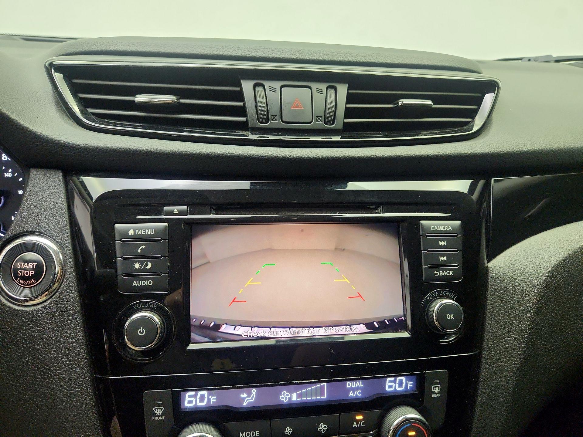 Thumbnail: 2019 Nissan Rogue Sport - 14