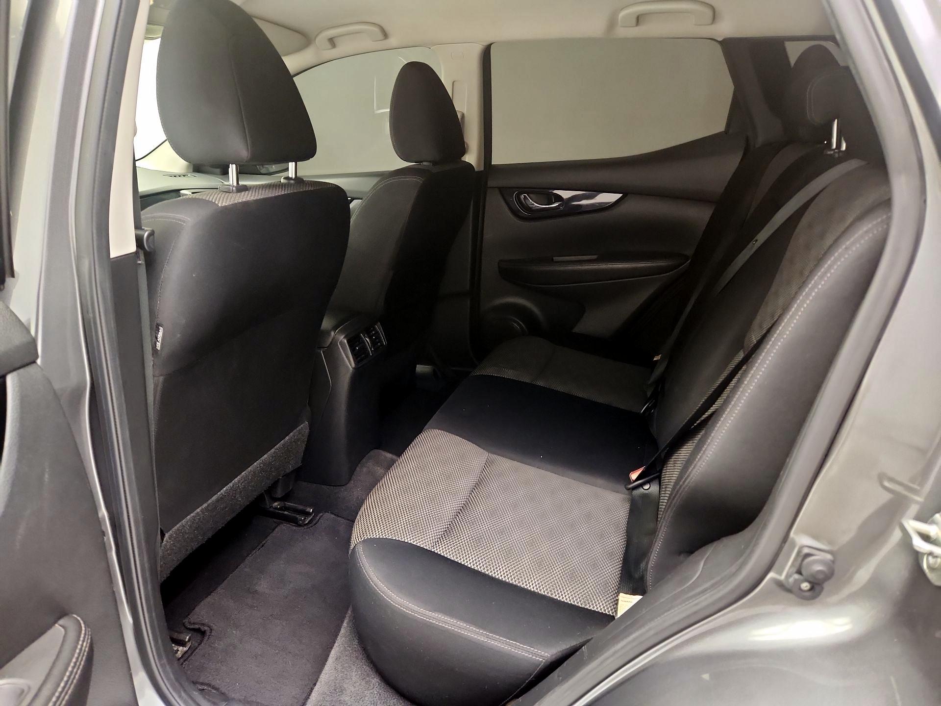 Thumbnail: 2019 Nissan Rogue Sport - 19