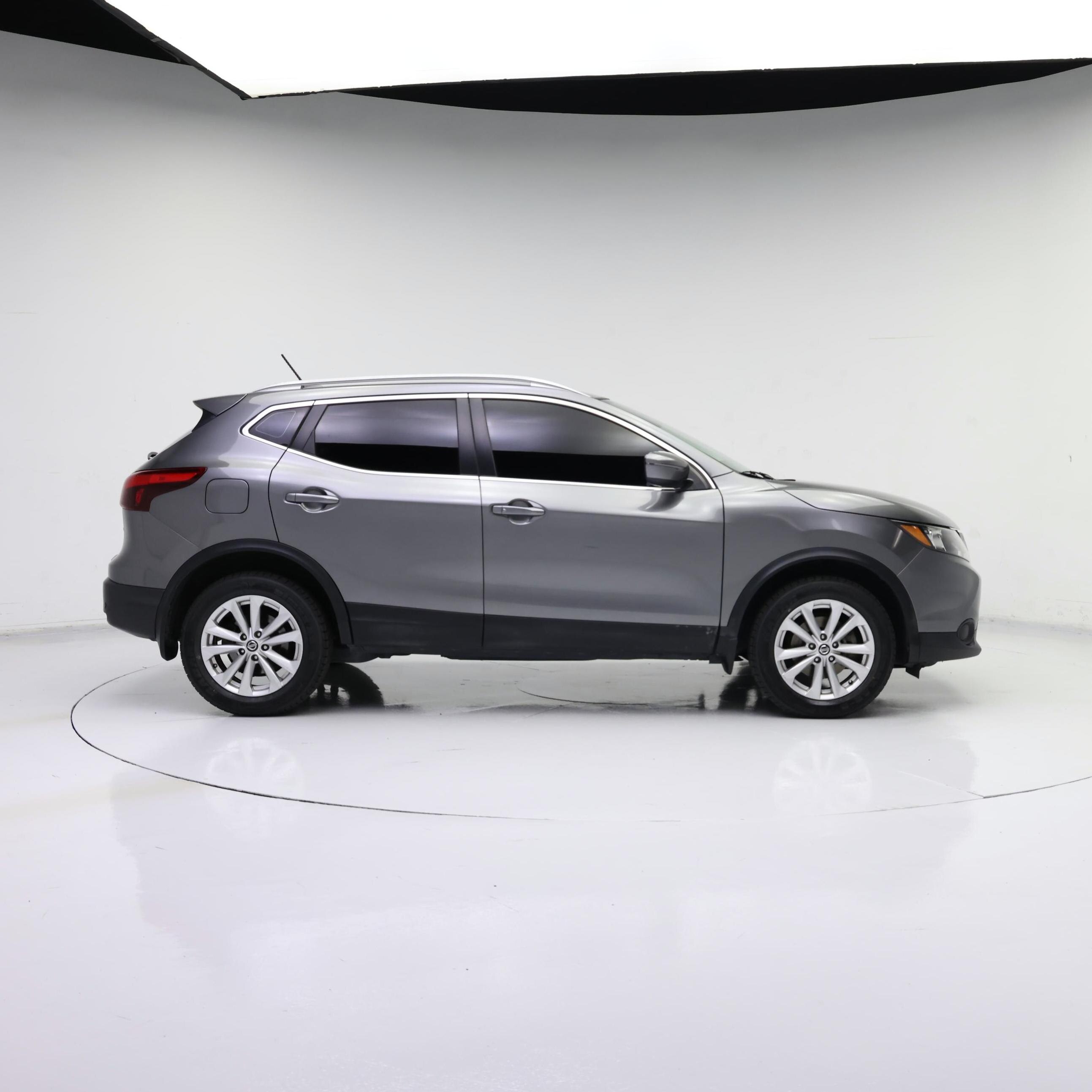 Thumbnail: 2019 Nissan Rogue Sport - 7