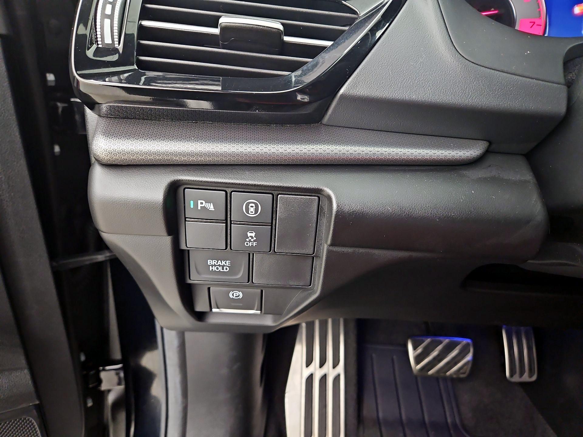 Thumbnail: 2025 Acura RDX - 13