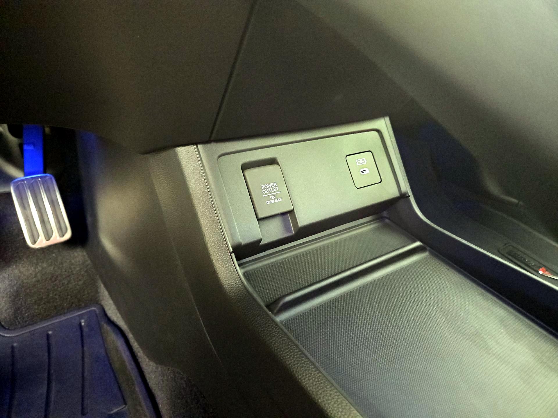 Thumbnail: 2025 Acura RDX - 19