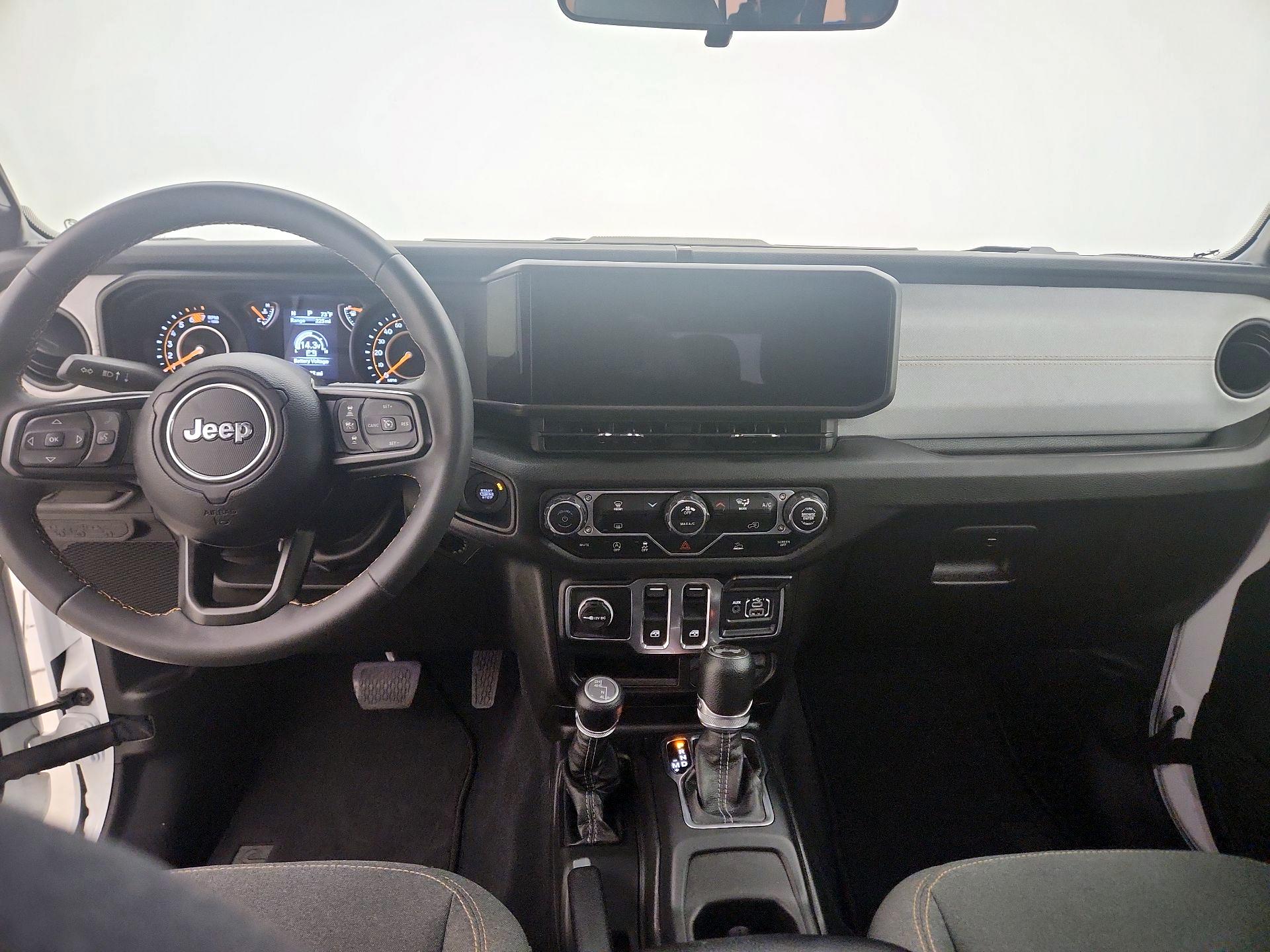 Thumbnail: 2024 Jeep Wrangler - 9