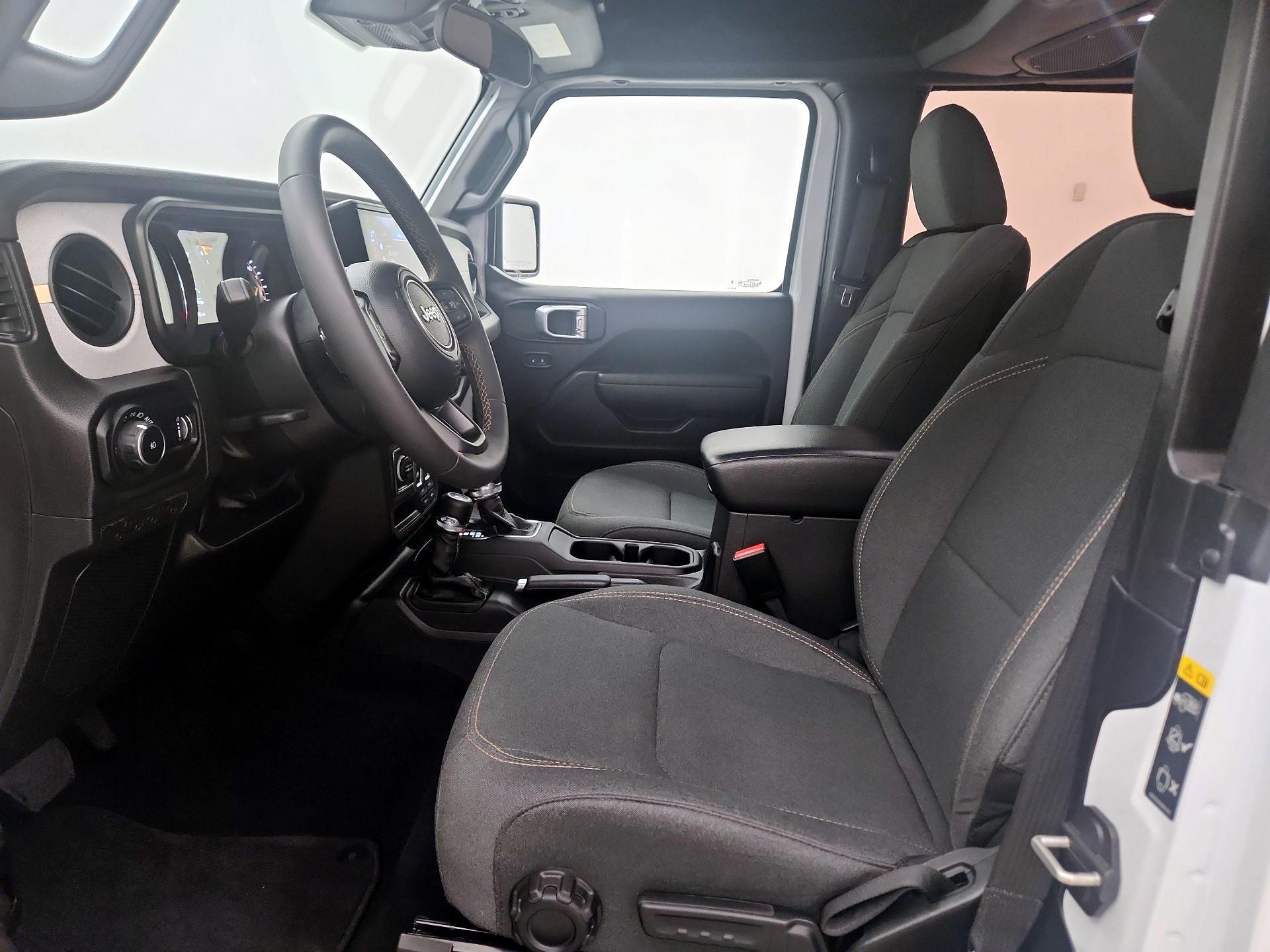 Thumbnail: 2024 Jeep Wrangler - 11