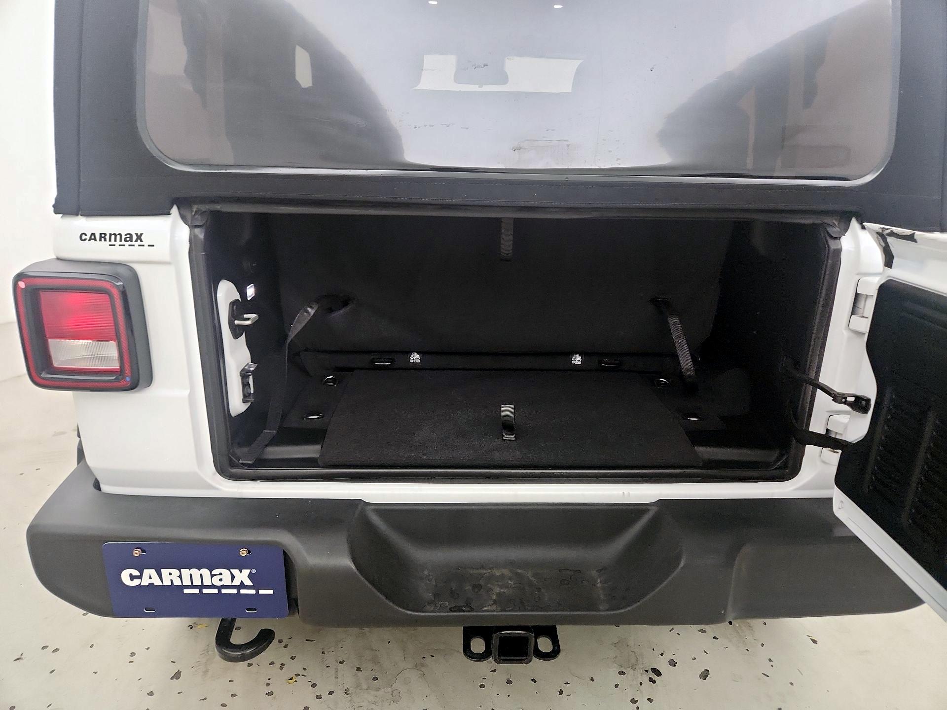 Thumbnail: 2024 Jeep Wrangler - 19