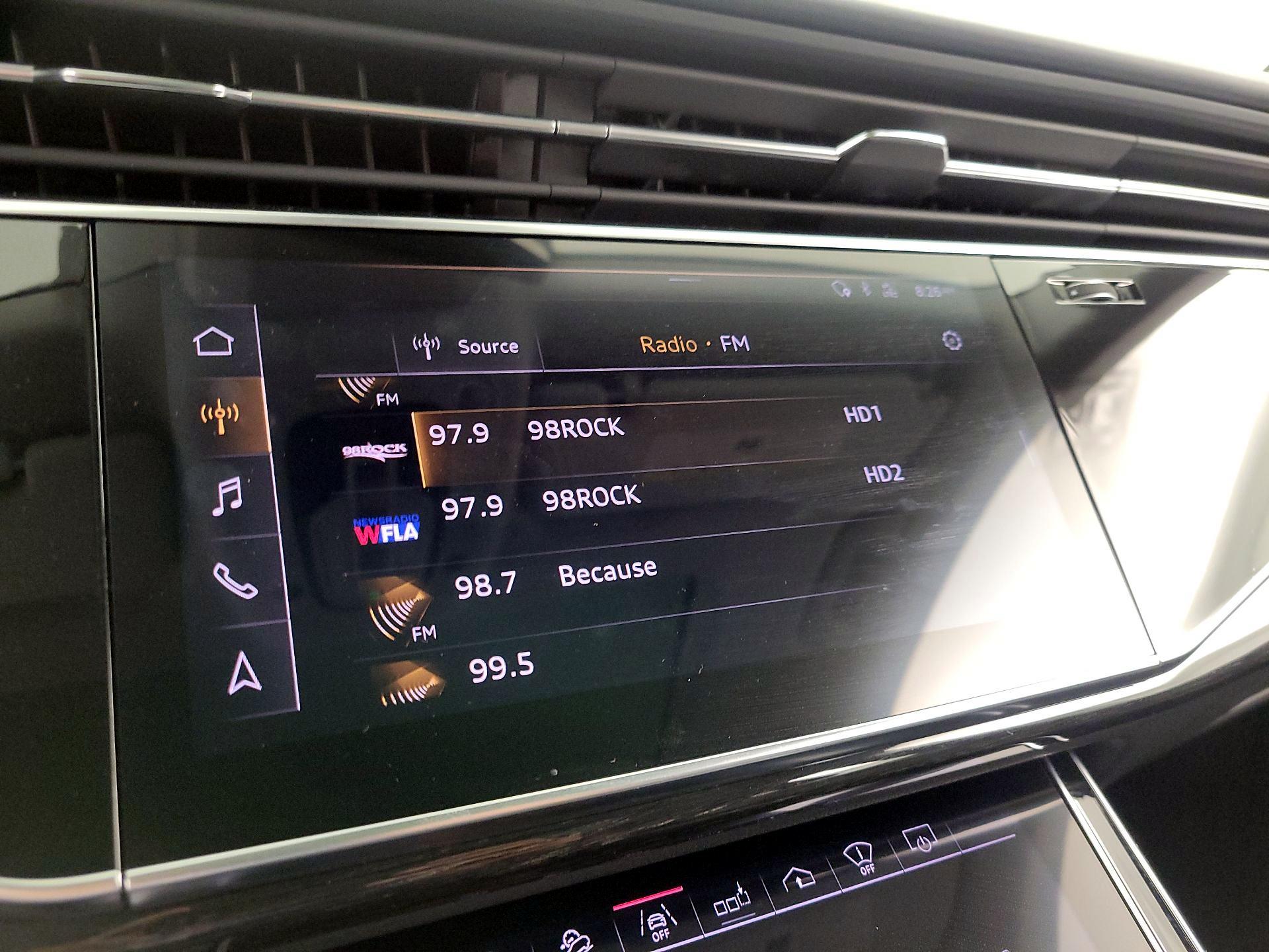 Thumbnail: 2019 Audi Q8 - 16