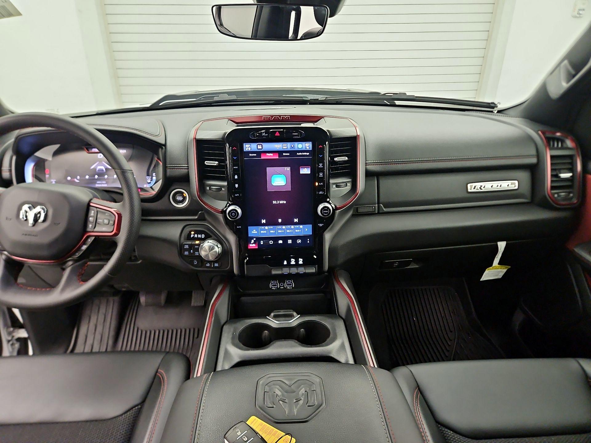 Thumbnail: 2025 RAM 1500 - 9