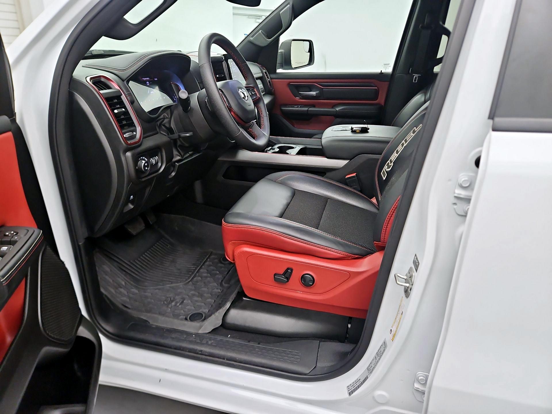 Thumbnail: 2025 RAM 1500 - 11