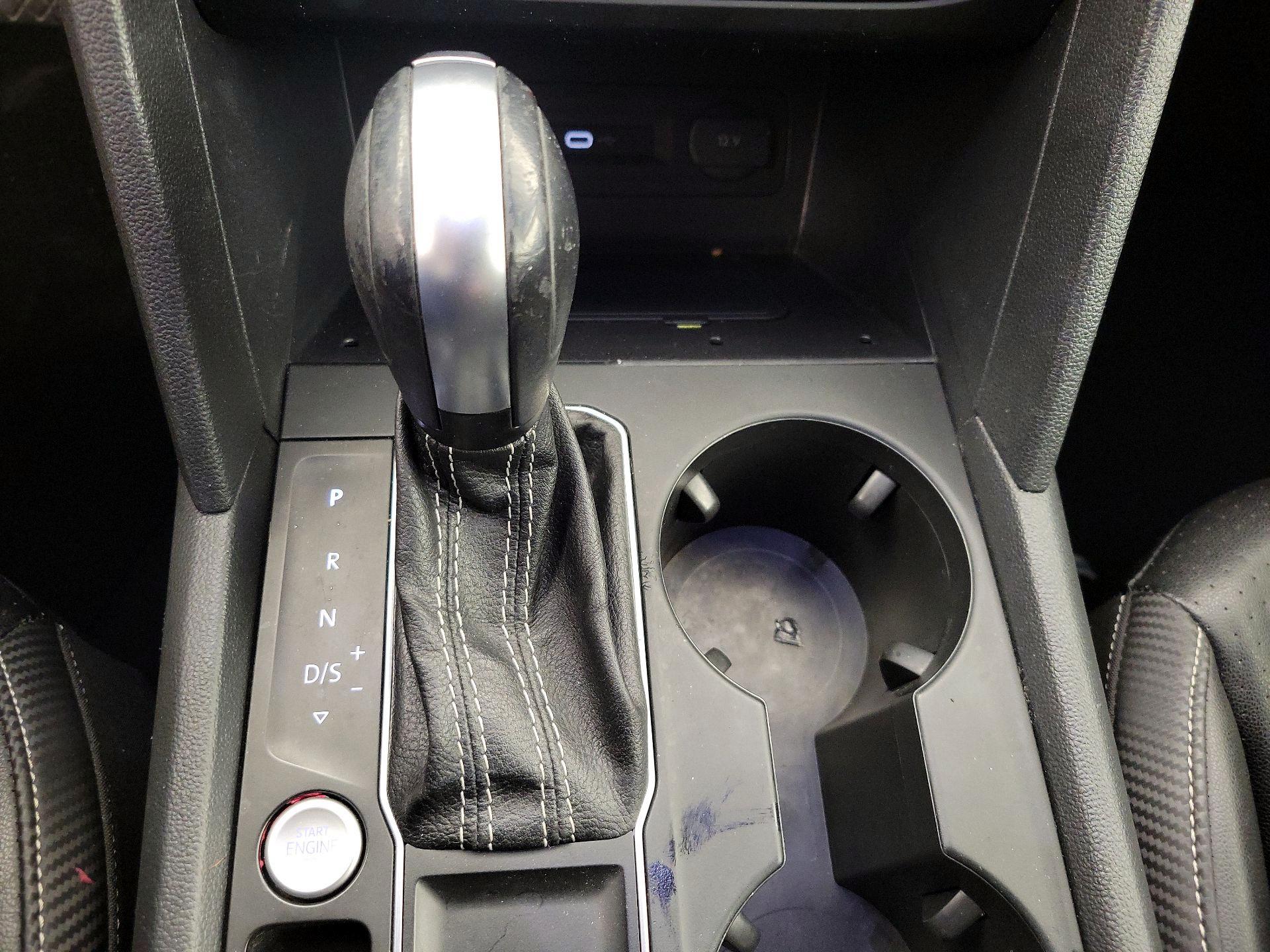 Thumbnail: 2022 Volkswagen Atlas - 17