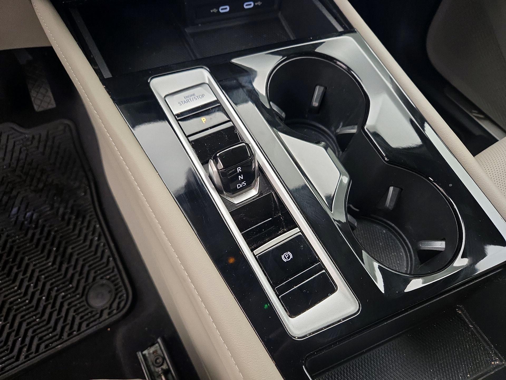 Thumbnail: 2024 Volkswagen Atlas - 17