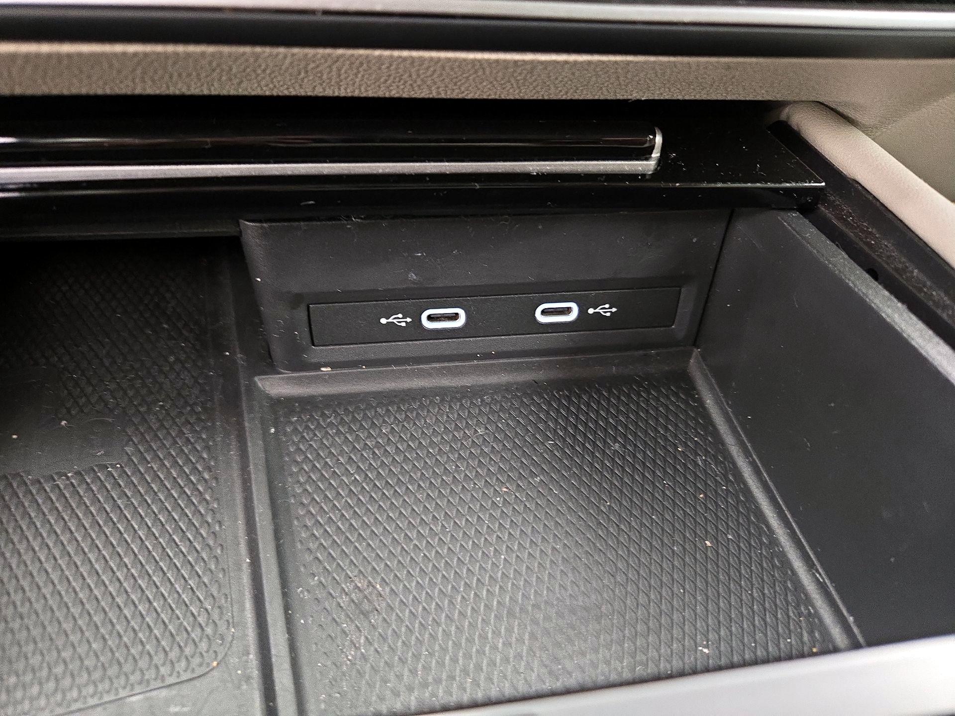 Thumbnail: 2024 Volkswagen Atlas - 18