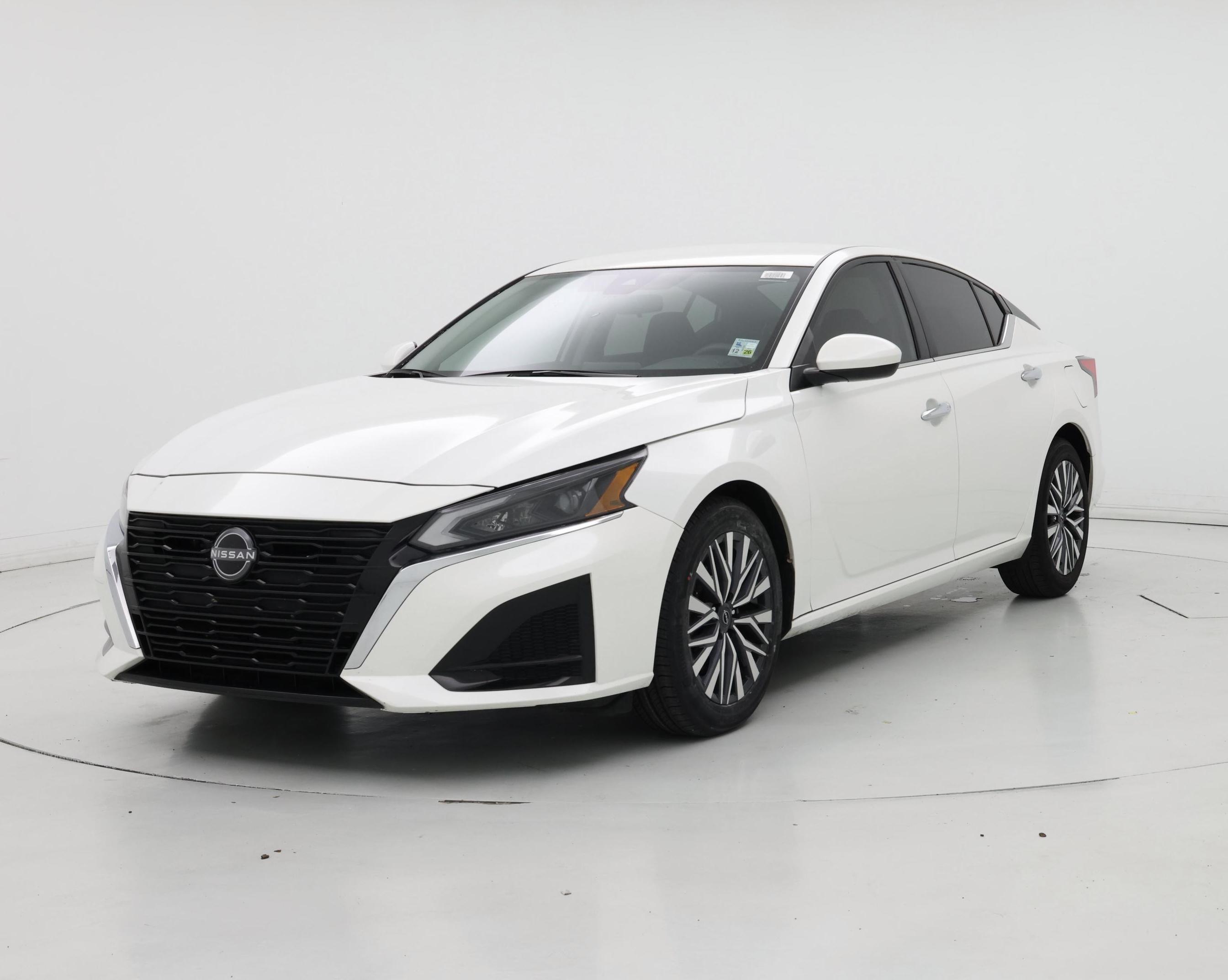 Thumbnail: 2023 Nissan Altima - 4