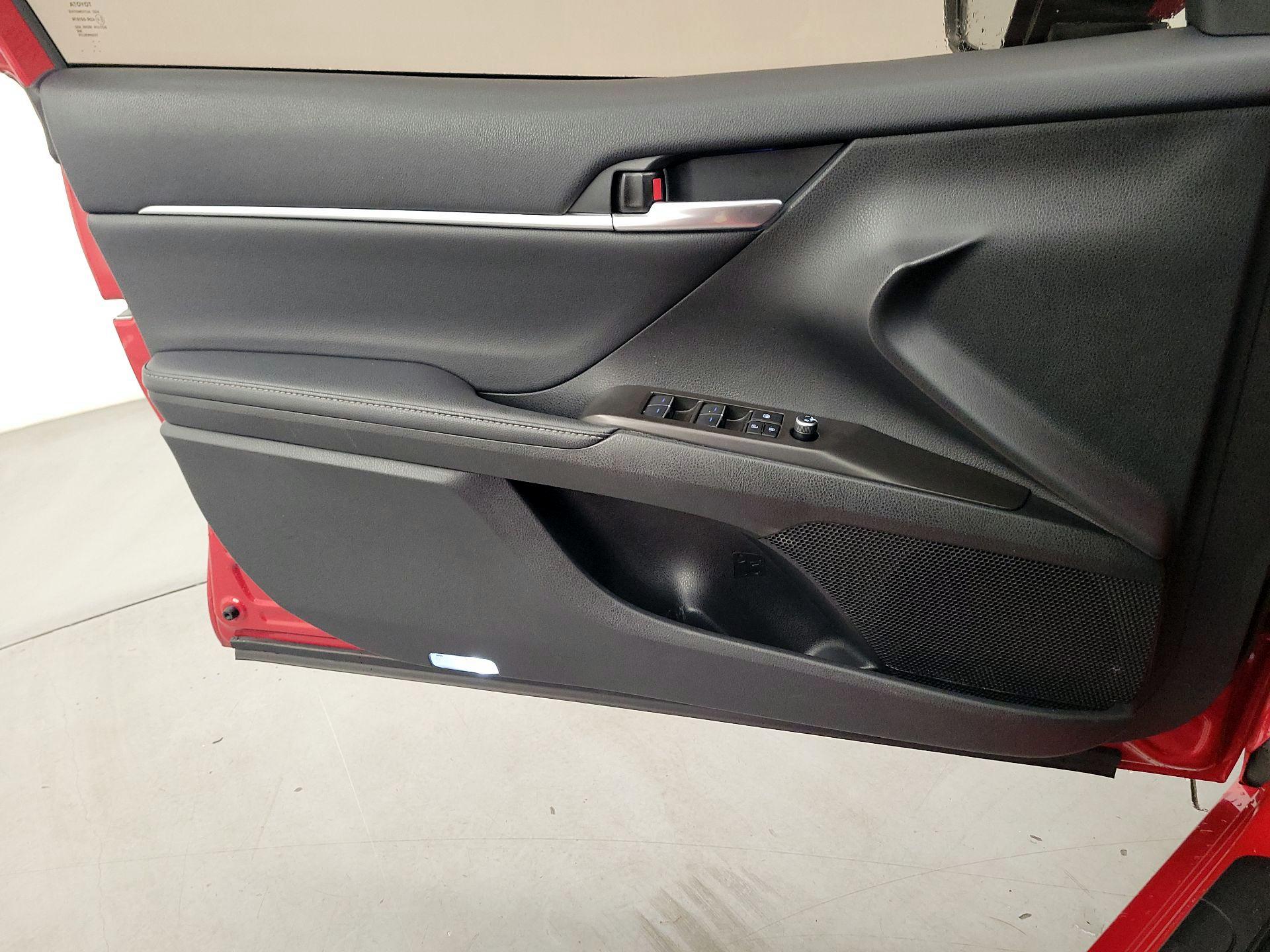 Thumbnail: 2023 Toyota Camry - 12