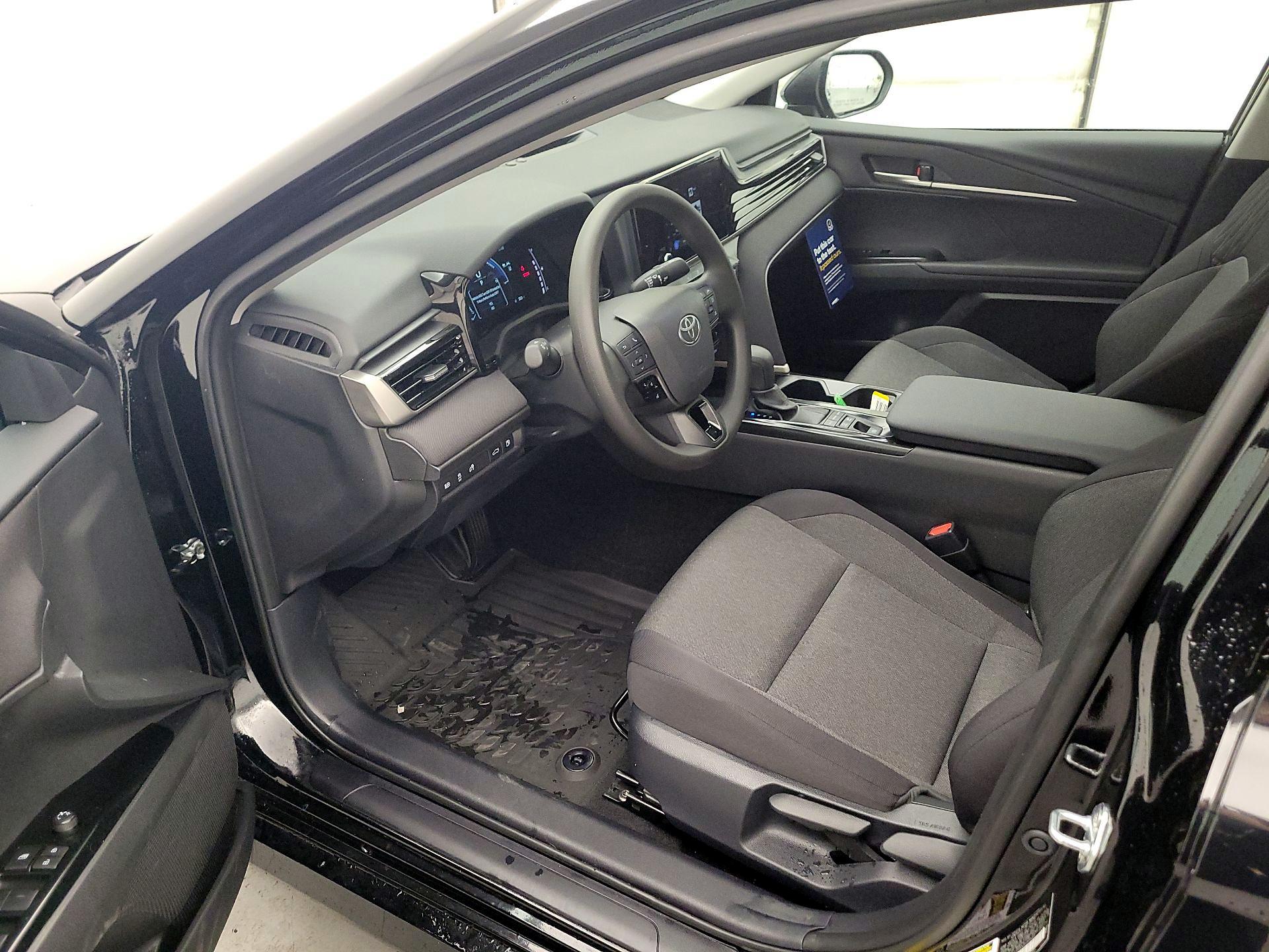 Thumbnail: 2025 Toyota Camry - 11