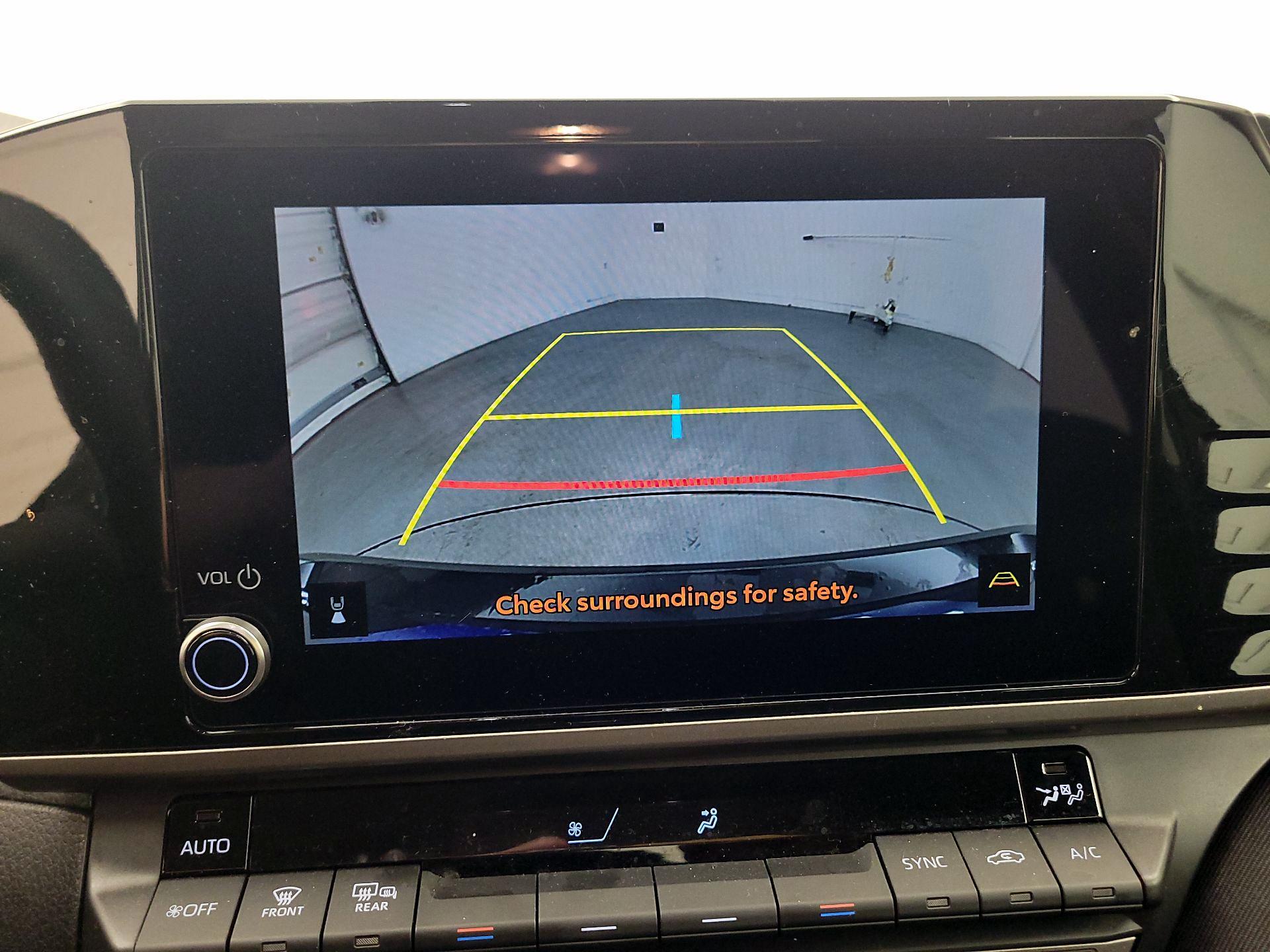 Thumbnail: 2025 Toyota Camry - 14