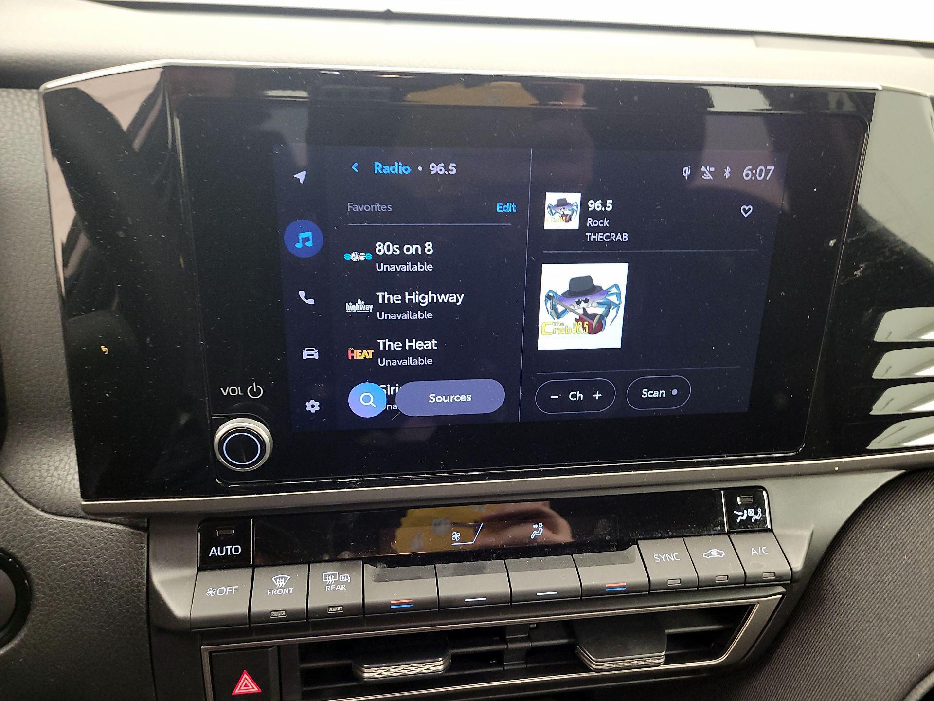 Thumbnail: 2025 Toyota Camry - 15