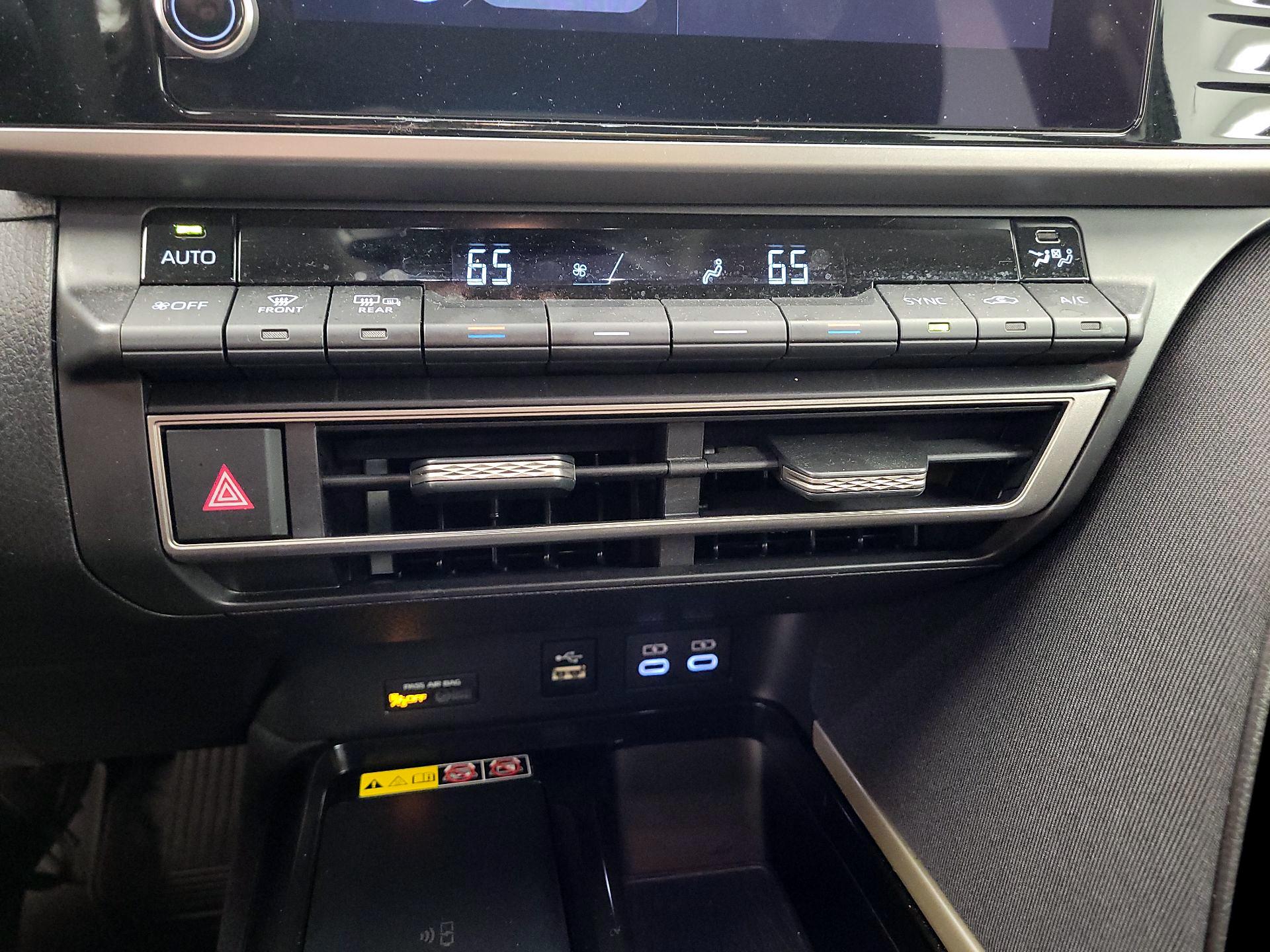 Thumbnail: 2025 Toyota Camry - 16