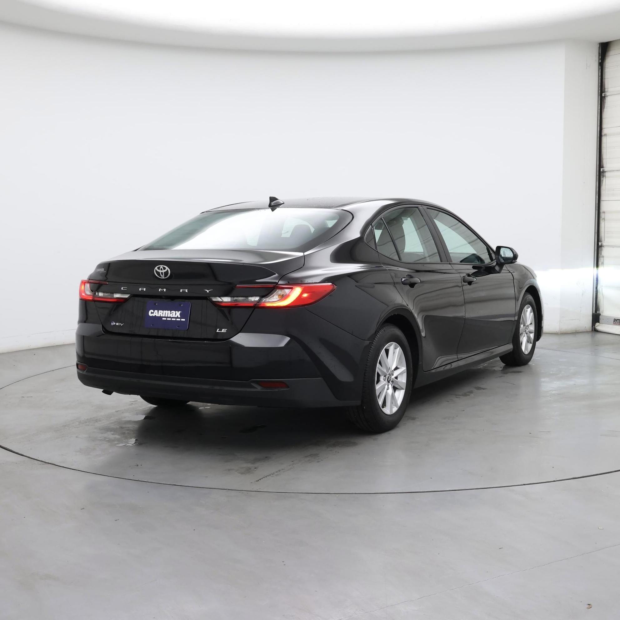 Thumbnail: 2025 Toyota Camry - 8